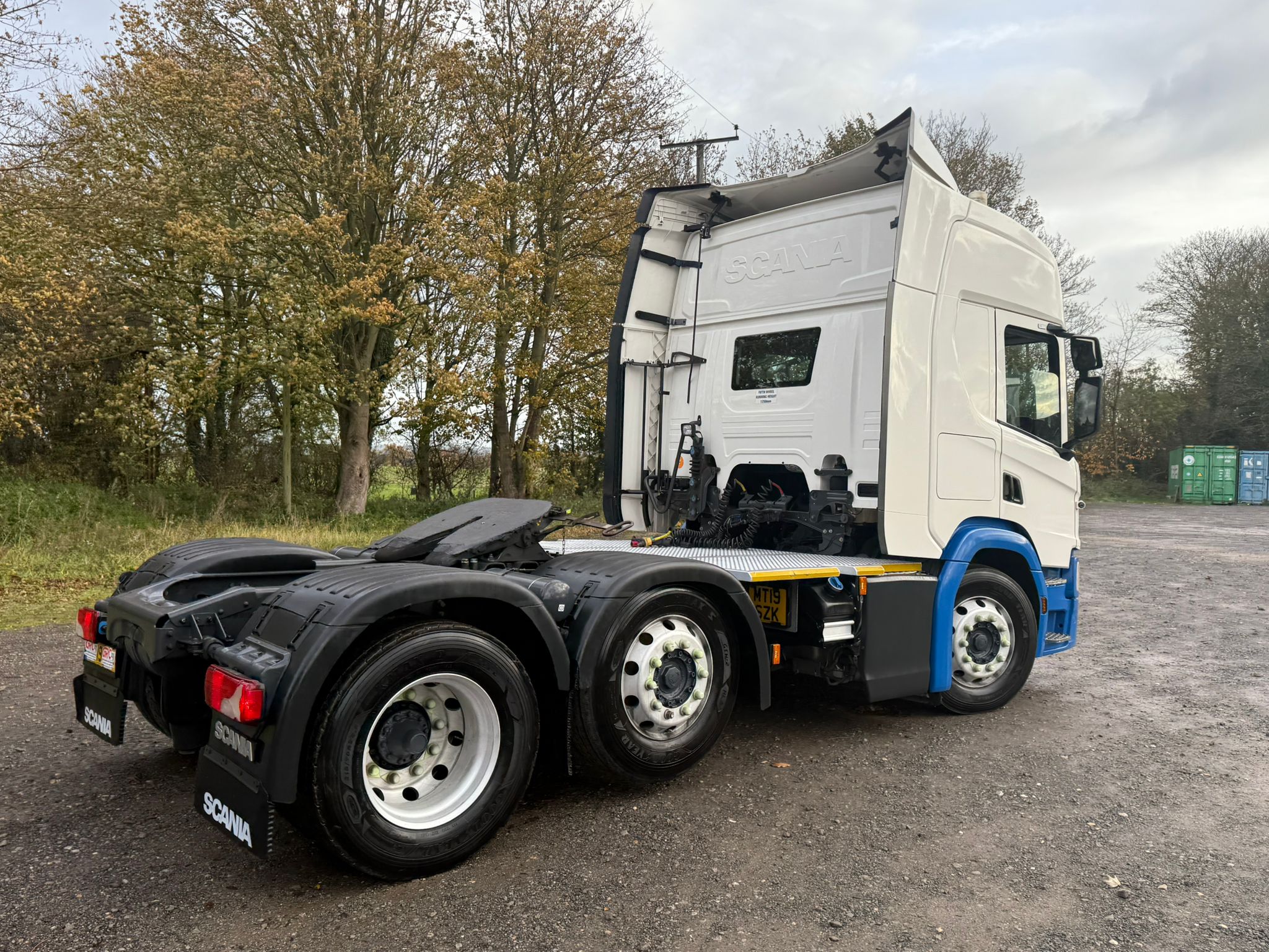 A9b2d097 C328 4074 8c77 6c67c89003f1