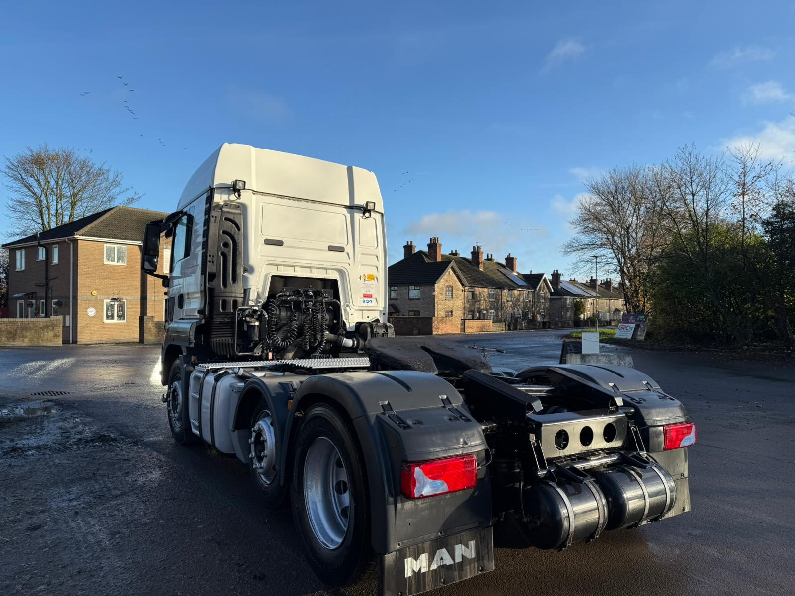 Ad690125 195a 47a6 Afe1 E2c3b9b14d60