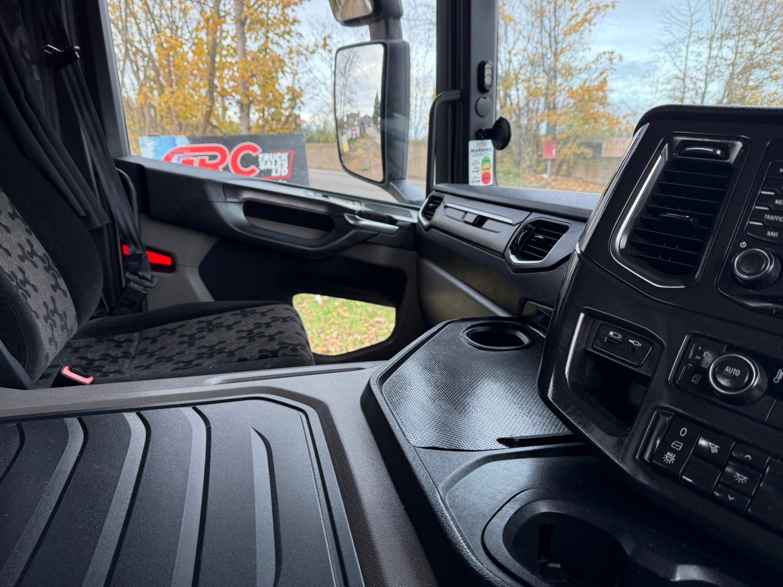 Ce97ba73 Ed73 4837 A299 Dfbb95a8d31f