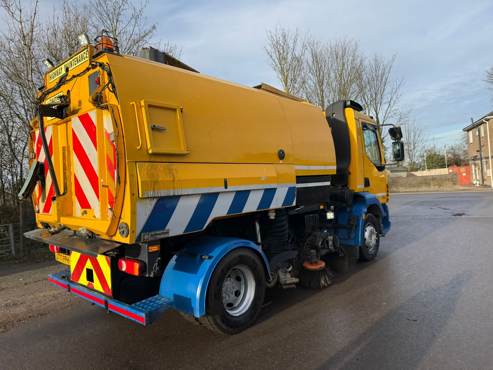 06f417ef F2cc 48cf 9633 Fb1d80a33c5f