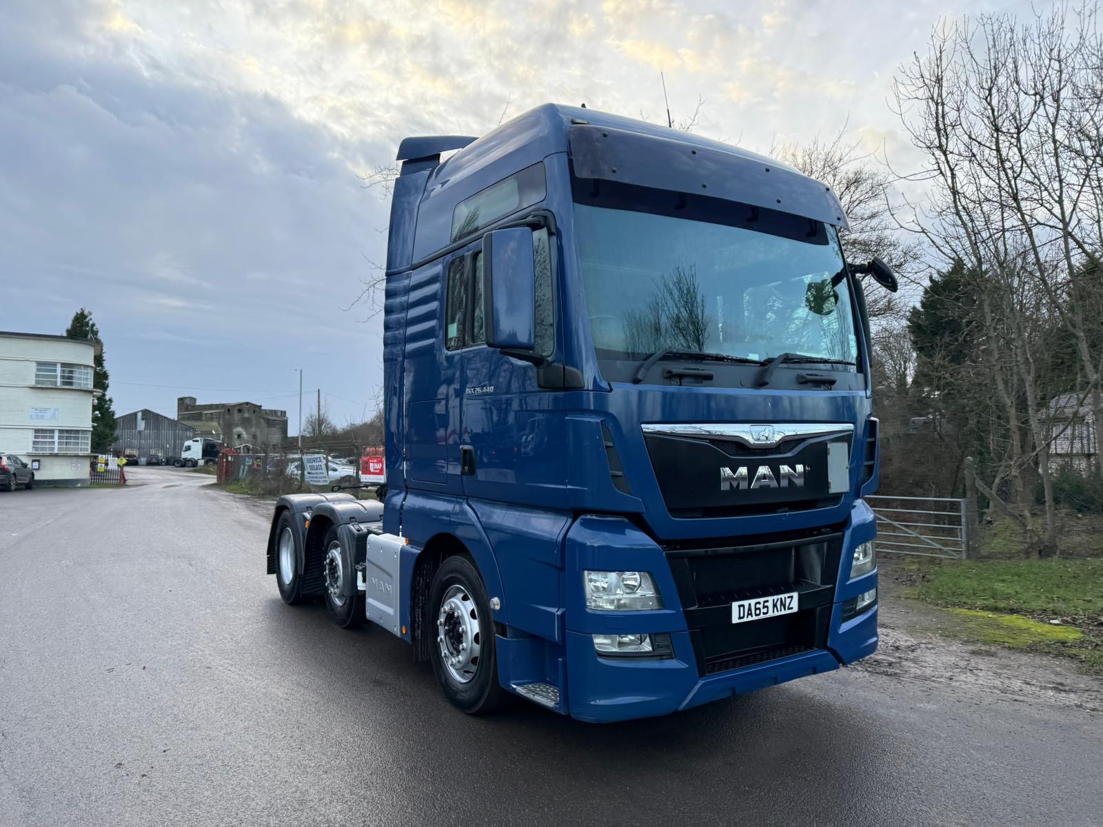 10e8cd66 E700 4fb5 8ebf 2e682296c1ce