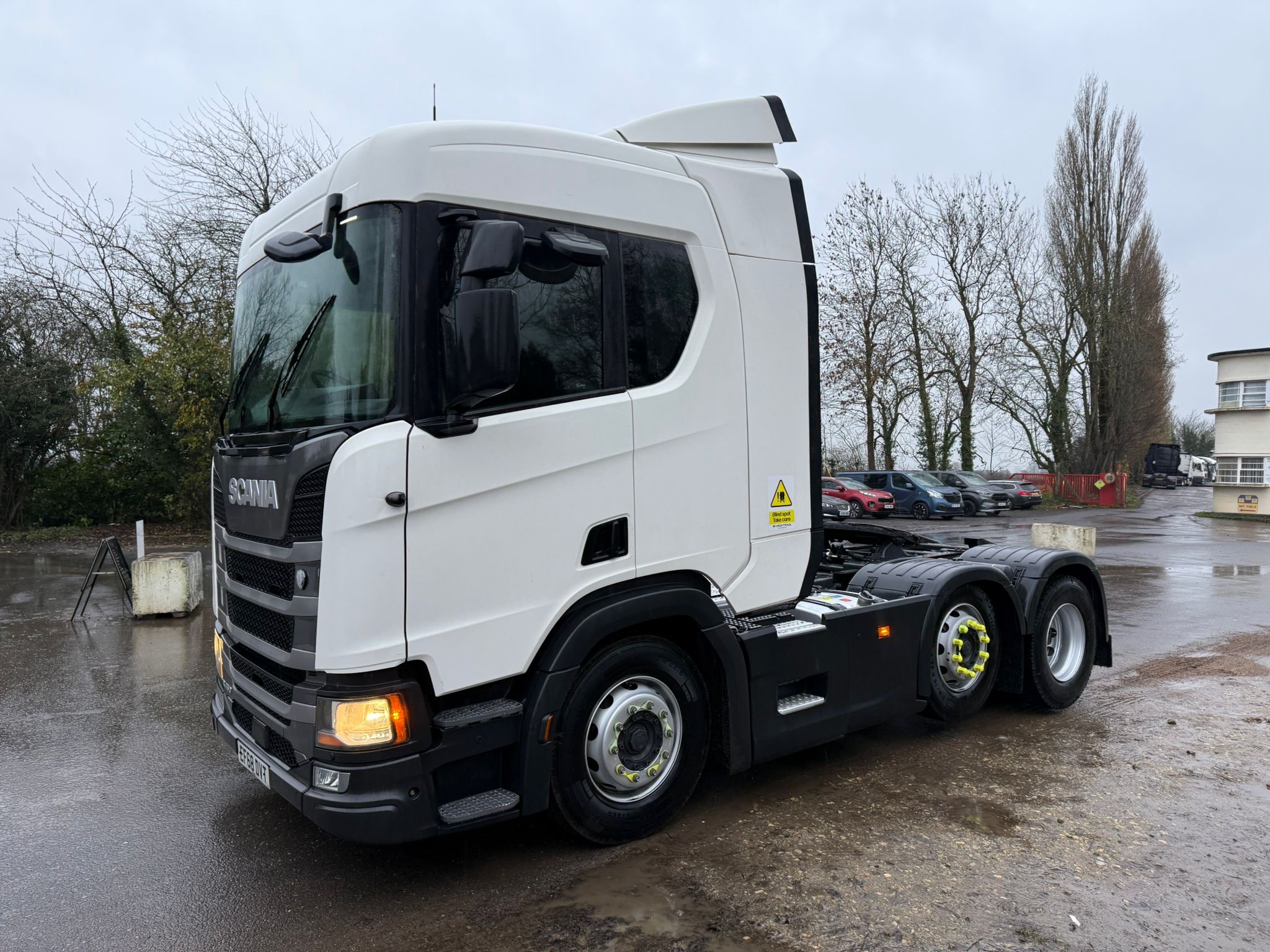 18c60ecd 612c 445a B151 843725484b65