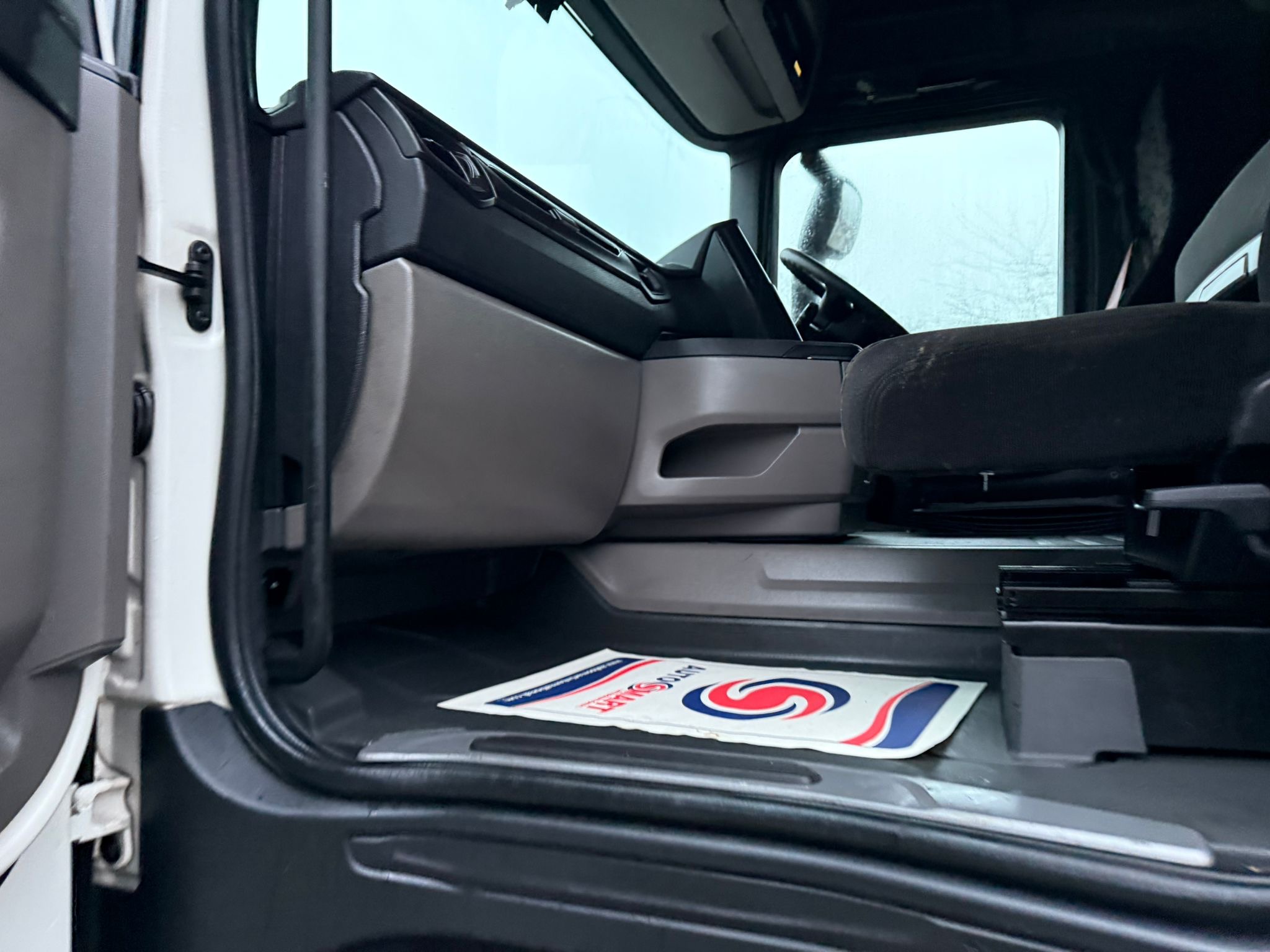 1d405bdc C86c 4747 B570 3f84b74babd2