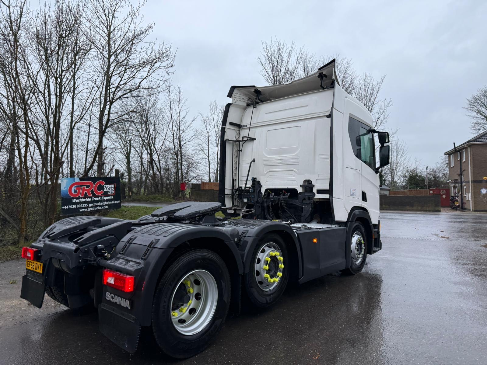 1e7644b9 E48d 47ed 8afe Ca7c53e60d3c