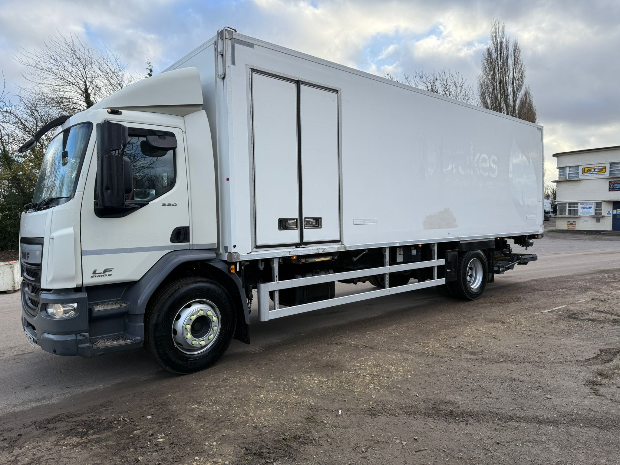 25011487 0e73 4d95 97a5 92b00e5dc4e4 2