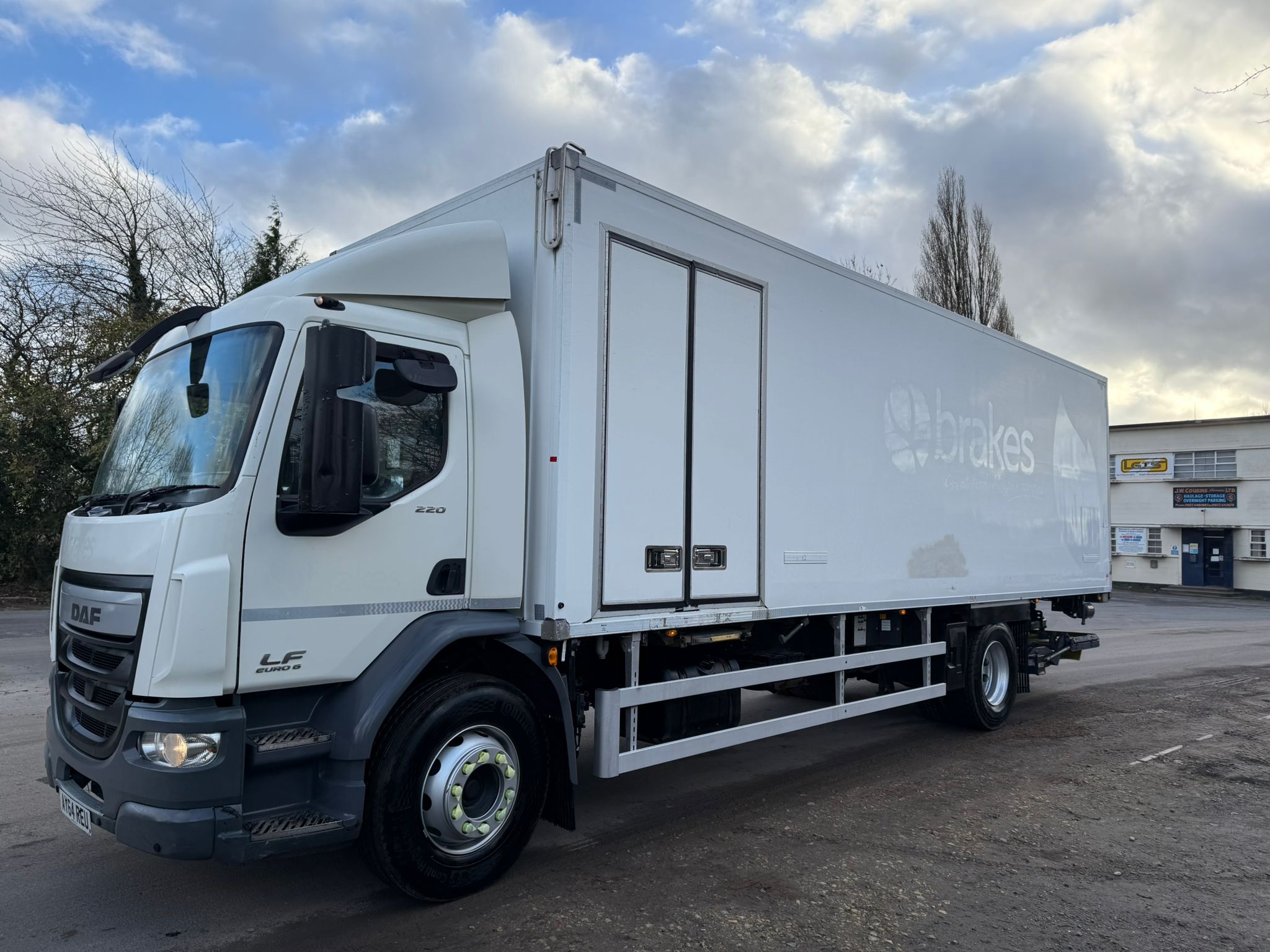 28cb3e33 F03b 4a6e 992f 91dfdb55639f 2