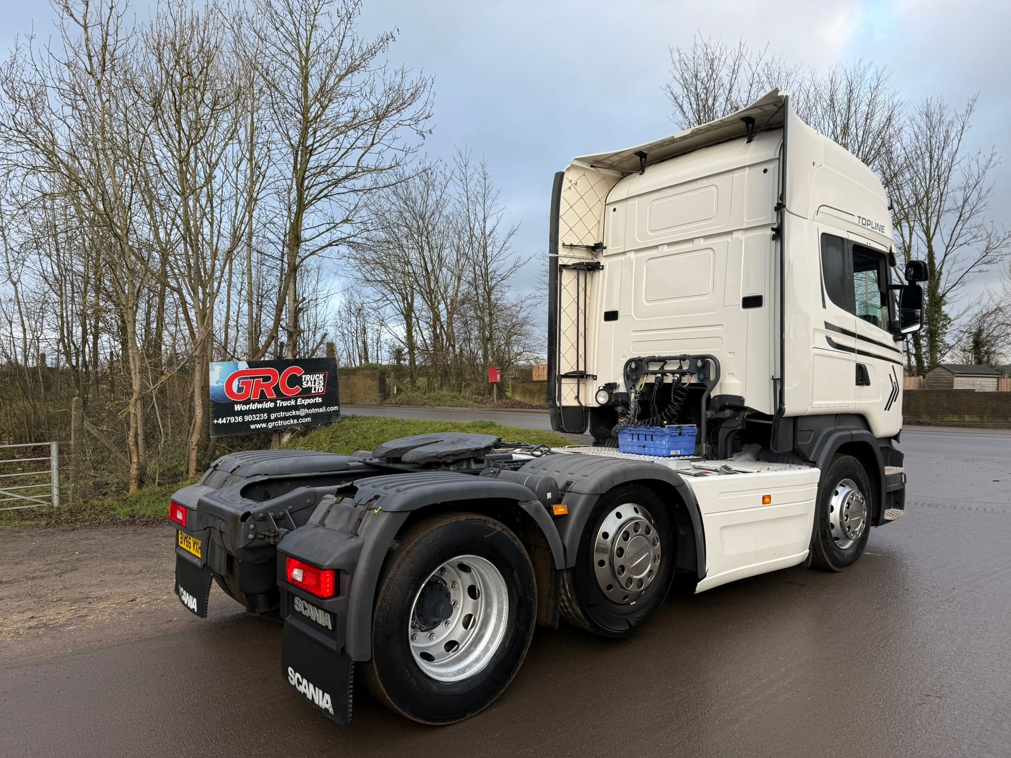 41e32c8d 32eb 4344 B951 E959de97df45