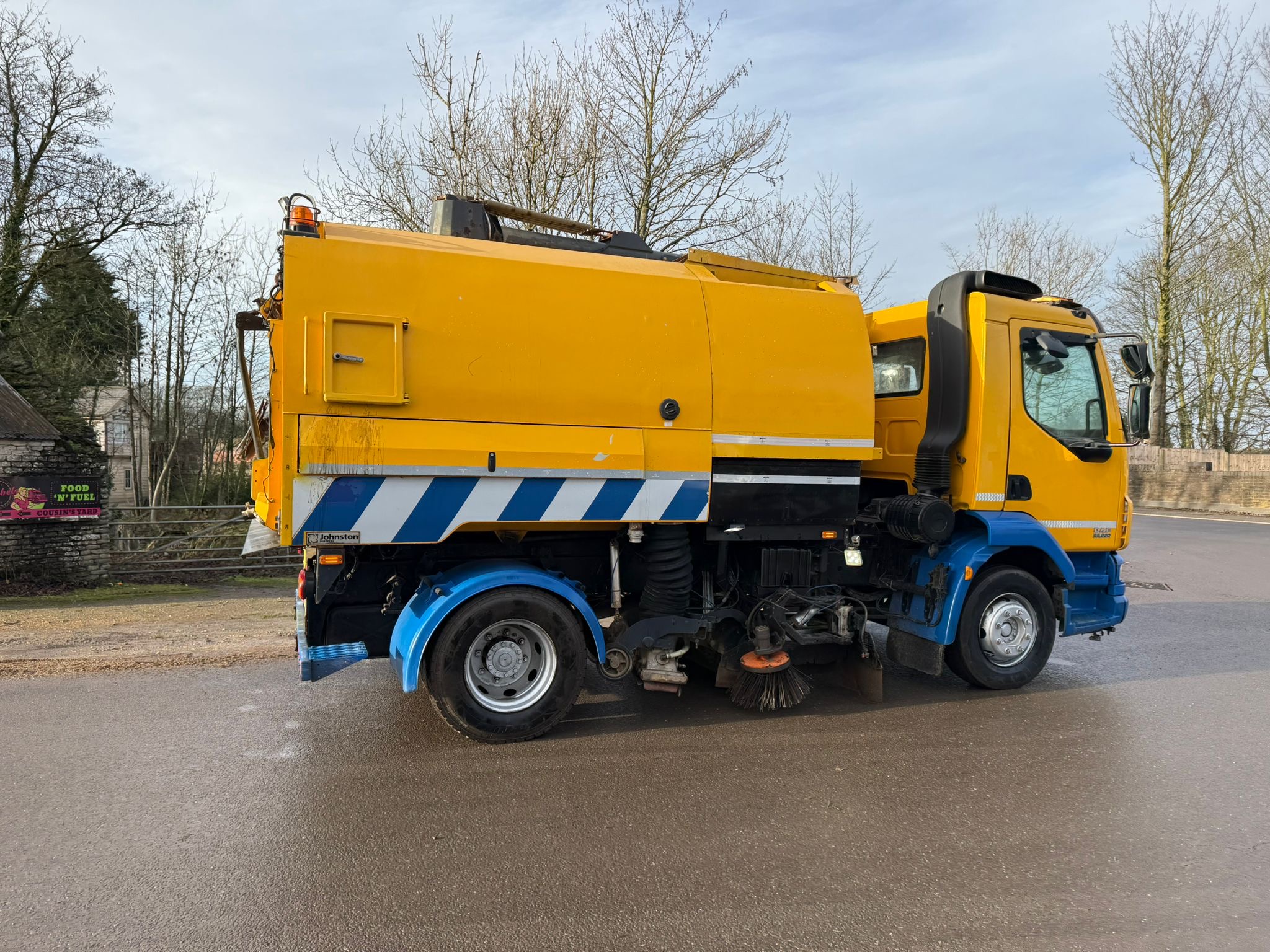 49b0715e 7f8d 403a 8c15 0e4ef7984663