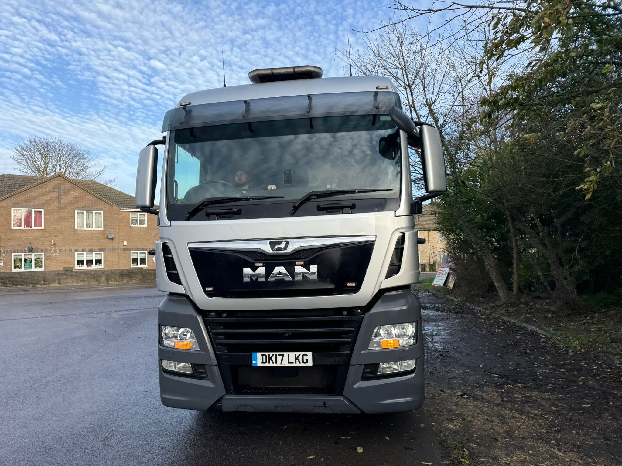 55027d52 B877 4102 A381 Bf004e6d52e0