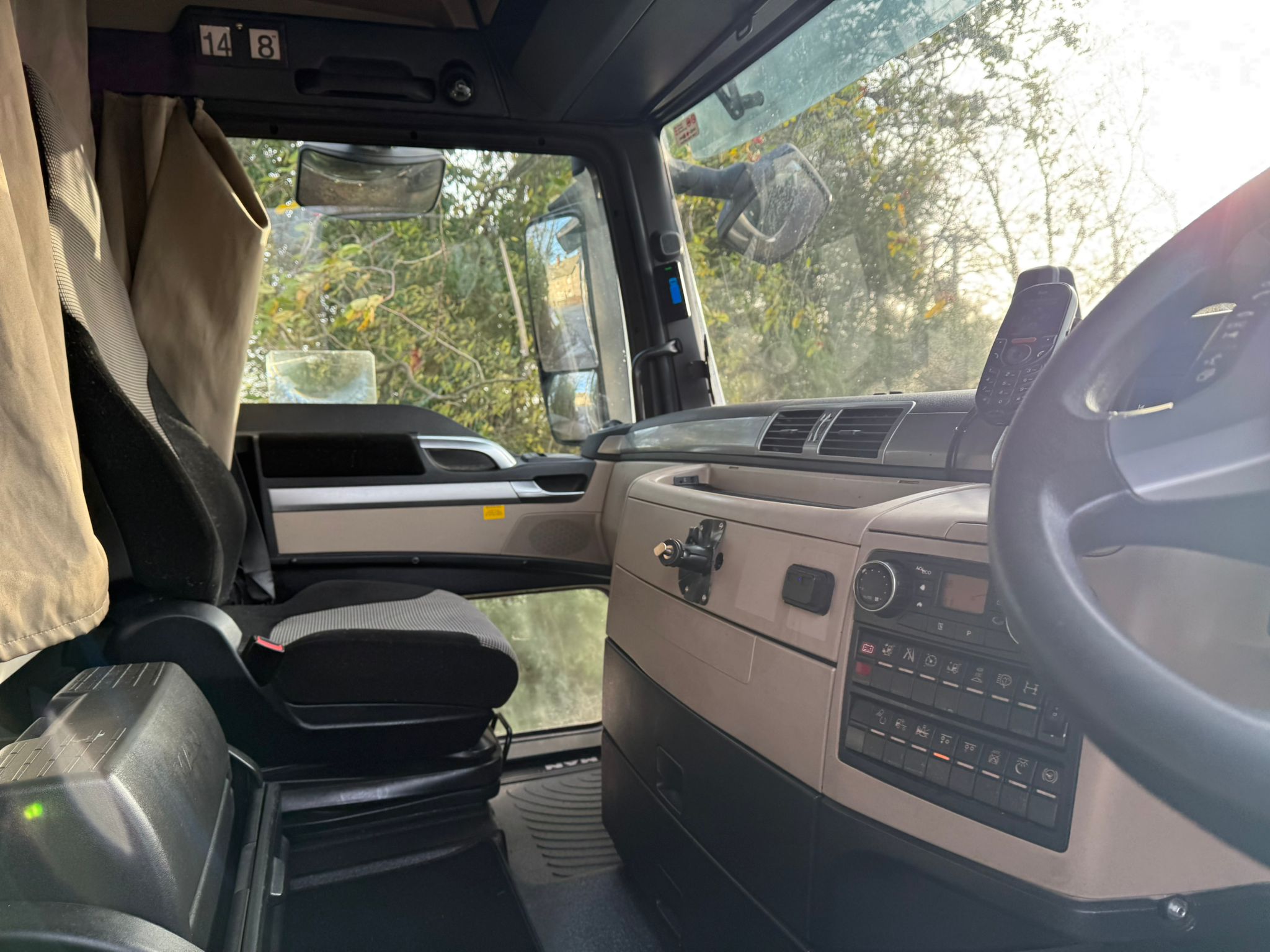 61db68df 3f96 48a3 Bd09 4e8a42e6bda4