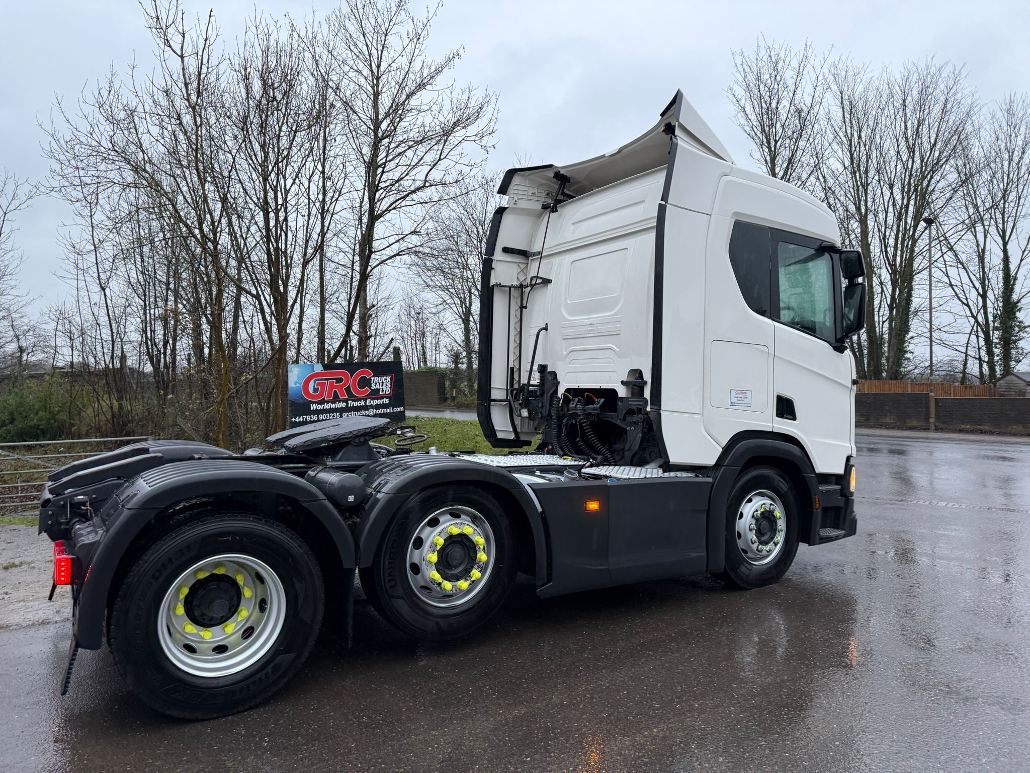 8b474b08 3212 4839 A84c B504303d8608