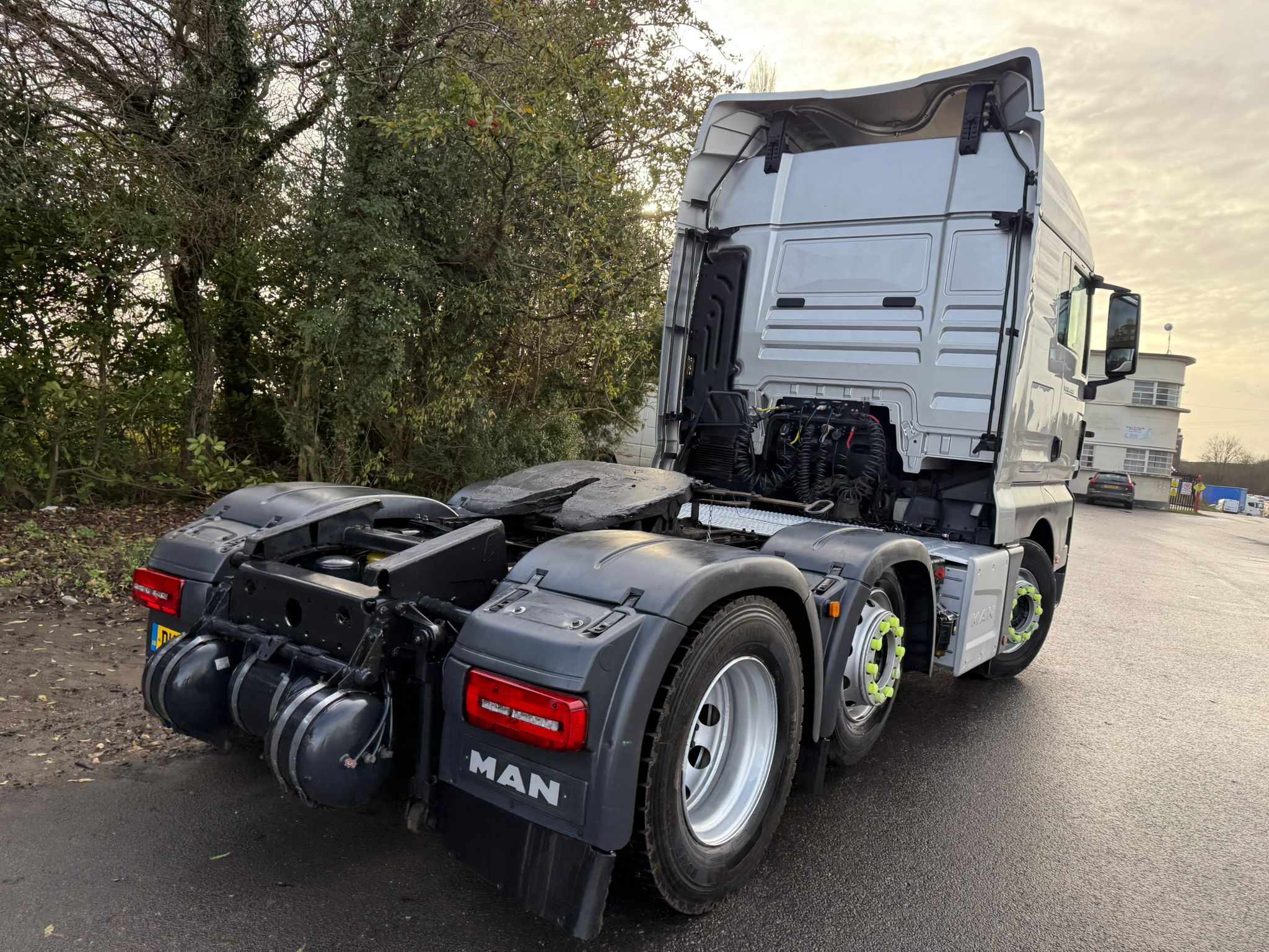 8e41a329 889c 4522 813f 9713b1e74186