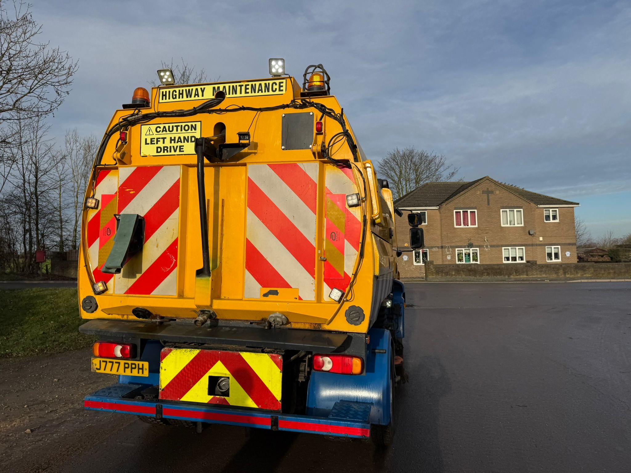 956d4b86 F162 4cba 885e 6932e860b147