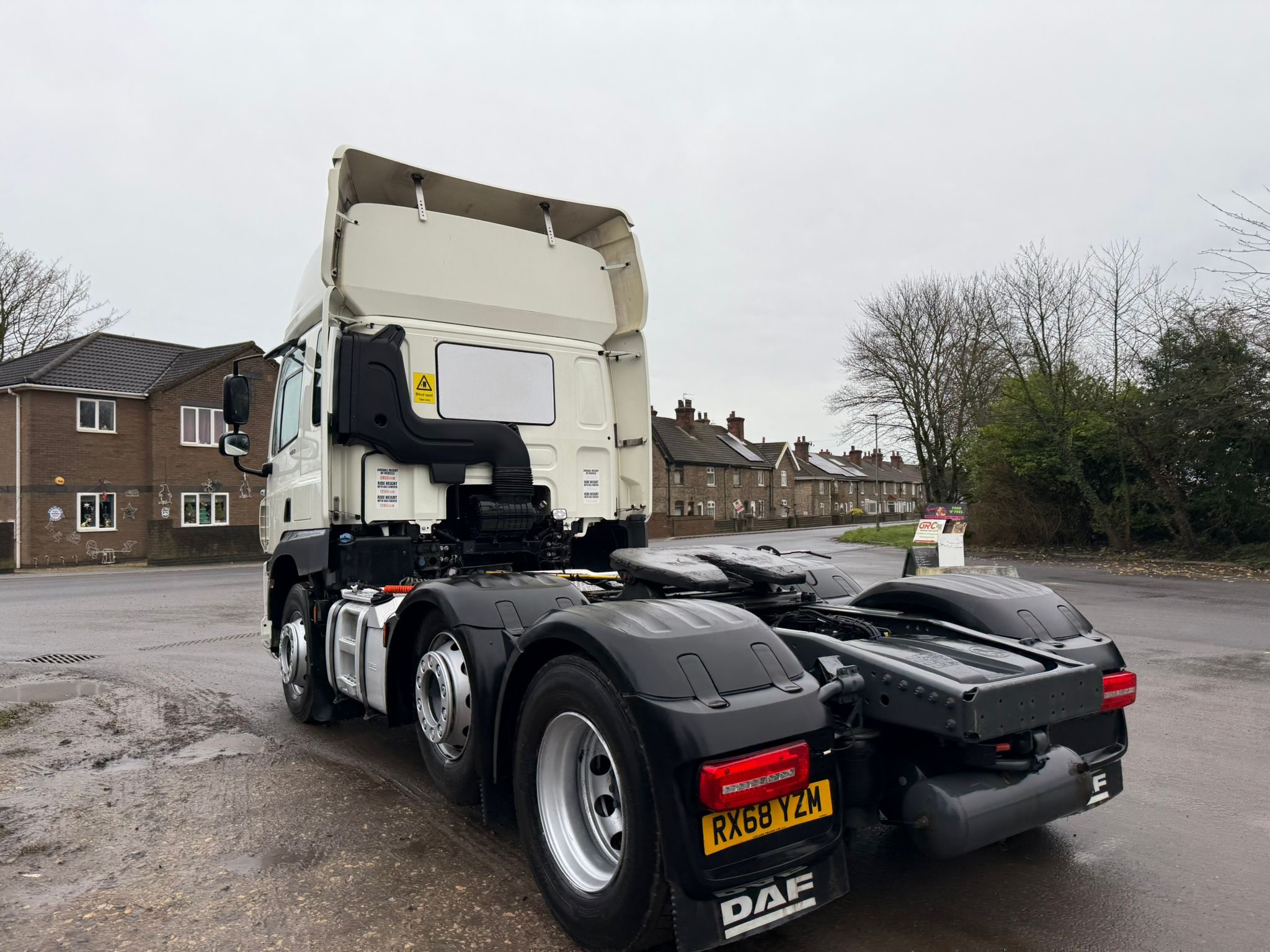 9a09652e 29d3 41ea 8b00 610c19500646 1