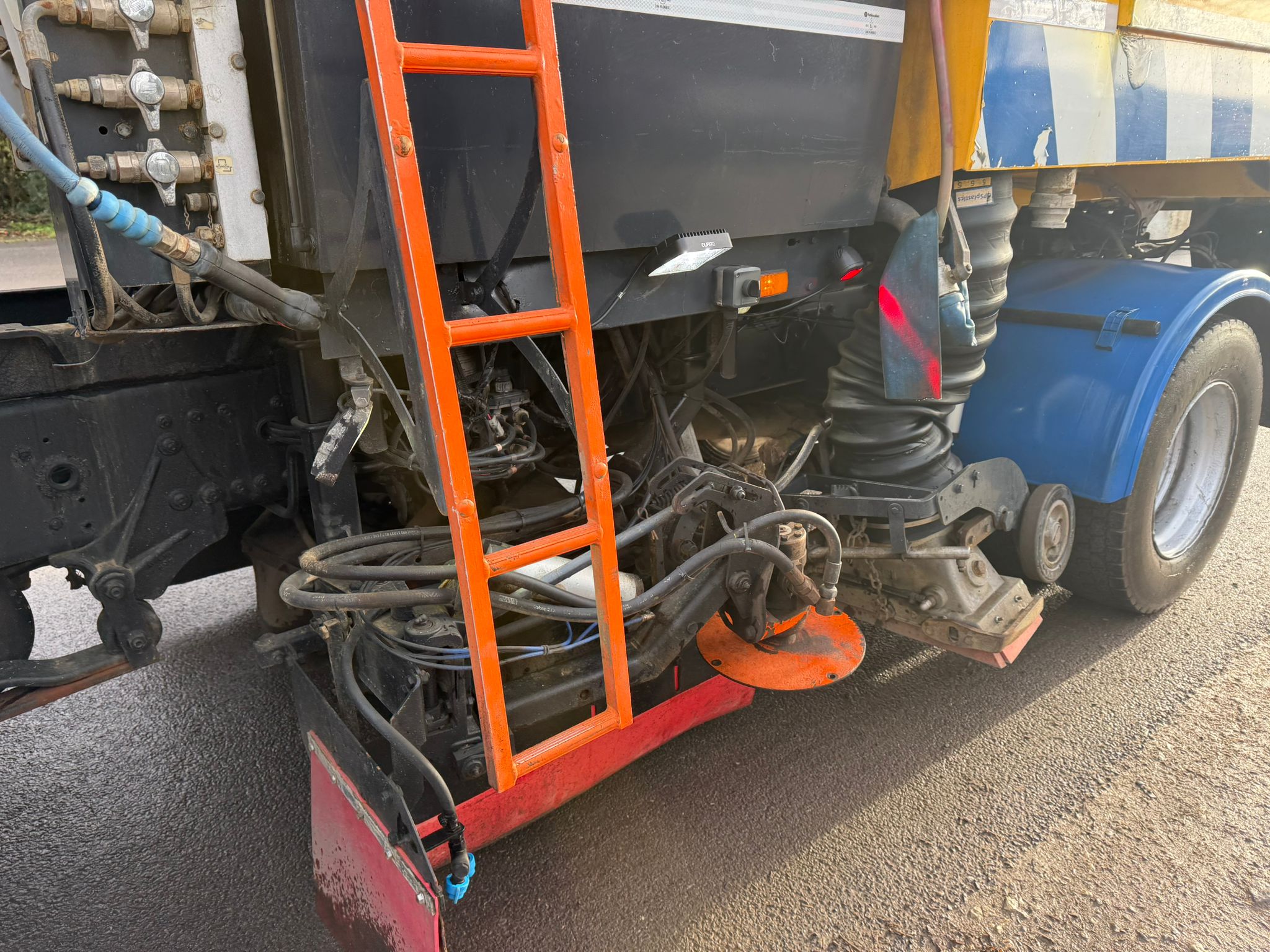 B2fc93b4 0bb6 42c4 8584 9f0d302c8f46