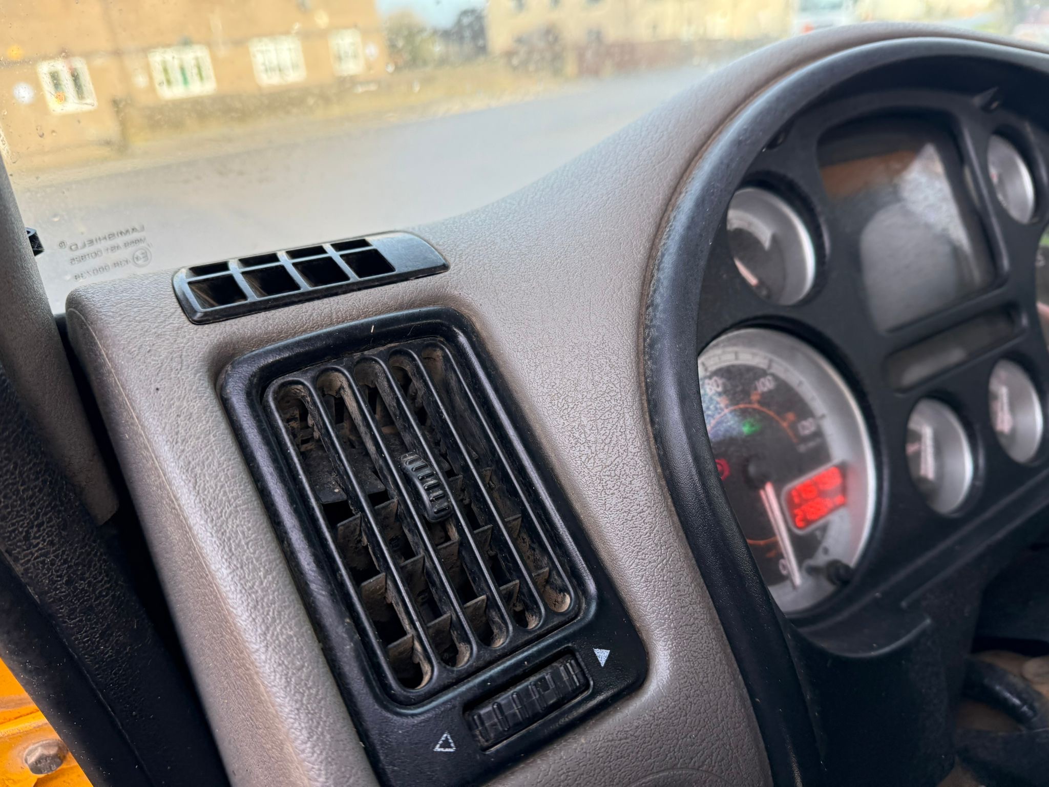 B8c8f5aa 7552 4265 A234 3f793b4c4793