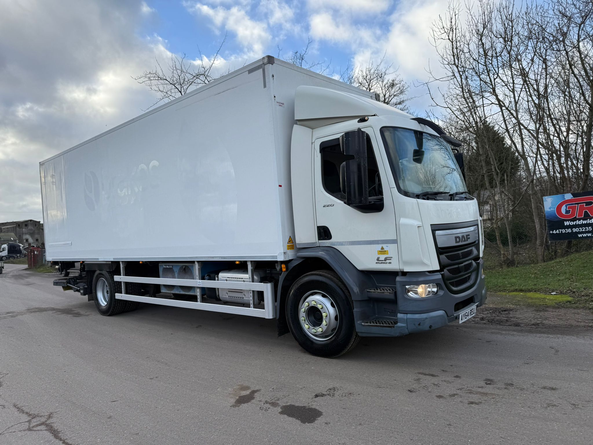 Ea32cfe0 7abd 4421 9289 7c91f30eccc9 2