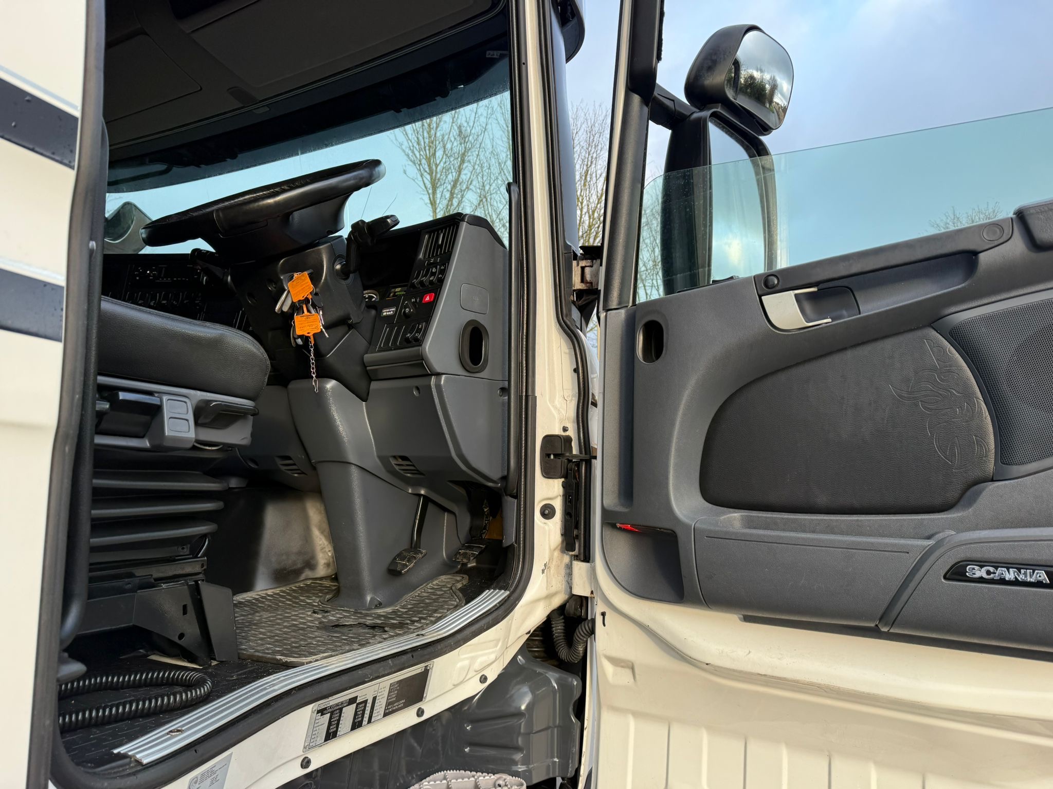 F2923b99 A9f6 4610 Ba13 58b1aeda549b