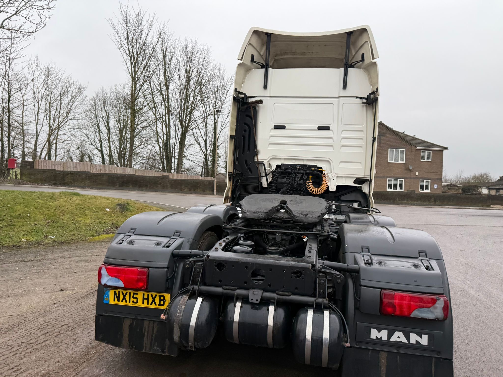 0abbbd76 32e4 4566 B197 14fdf8803b6c