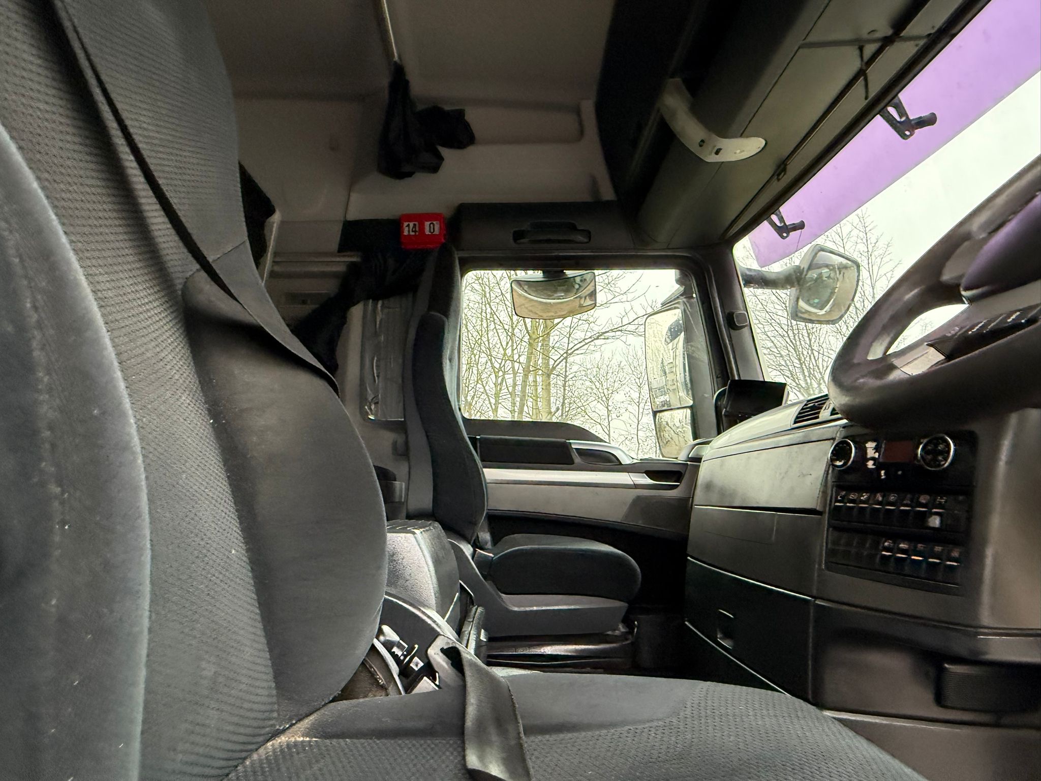 0d23e9cf B5c7 446c 8c05 044f6c4c239a