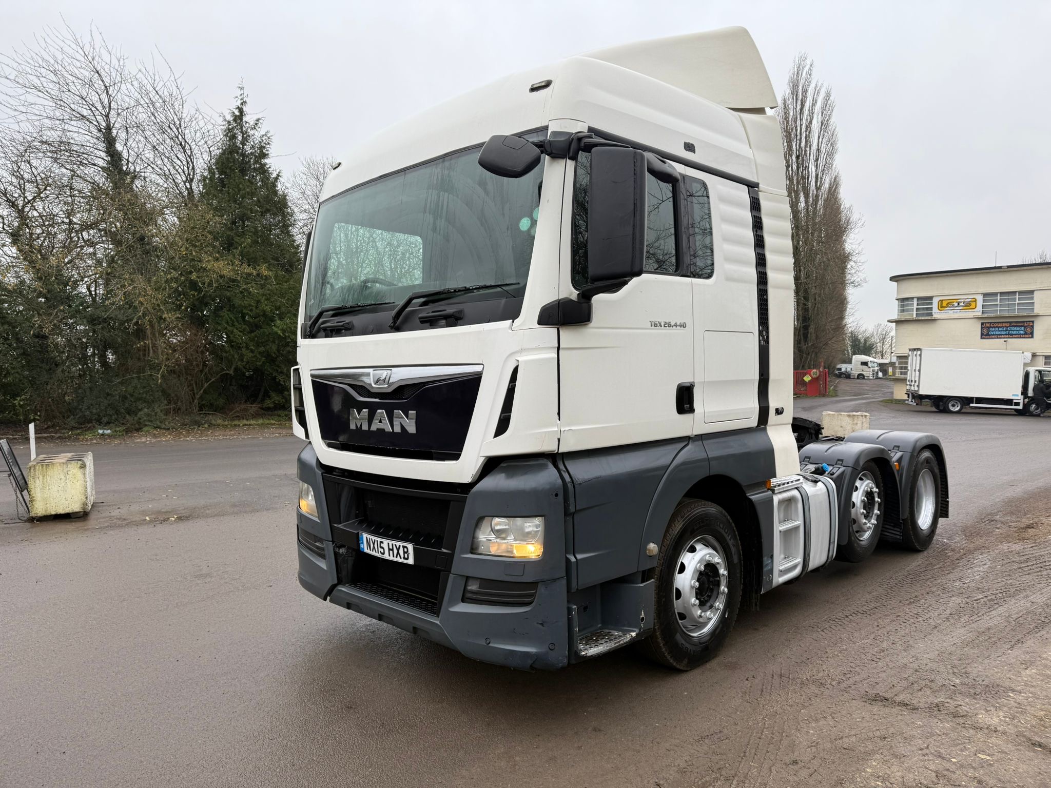 0d65c5ed 67d4 440d 9e8c 7e576a47dd8c