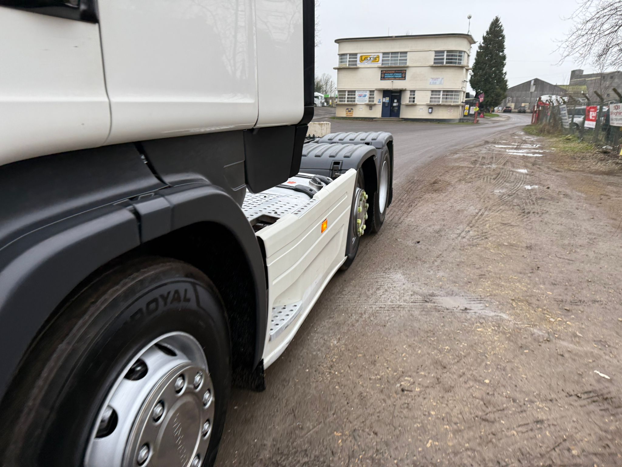 1abbb3e6 9349 4442 82ca 08ac843c2441