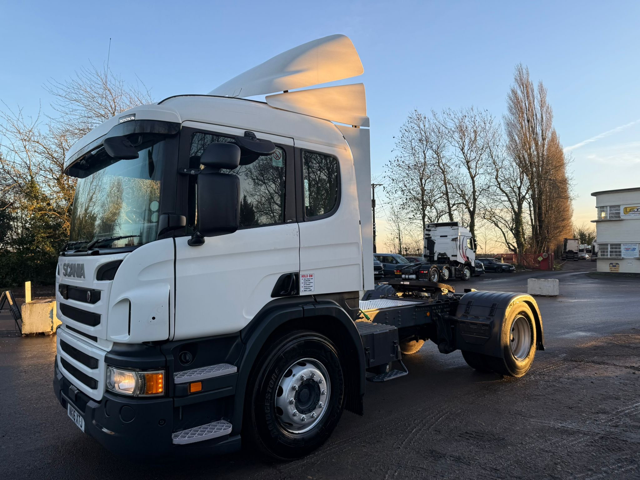 1ea59378 B88a 4e23 B554 A5ca86a106ab