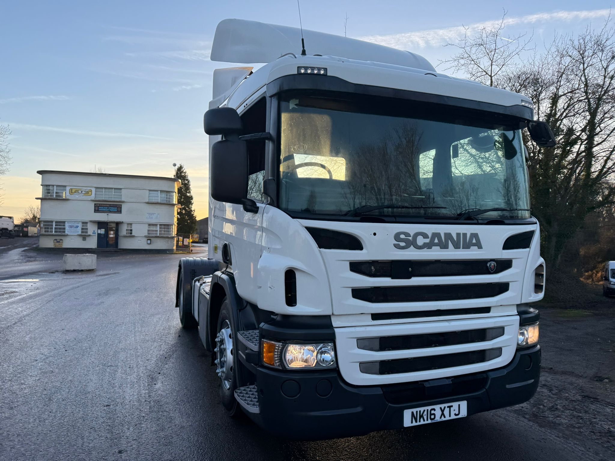 1ef7032b 6666 4aac B21e 28a60e1c546b