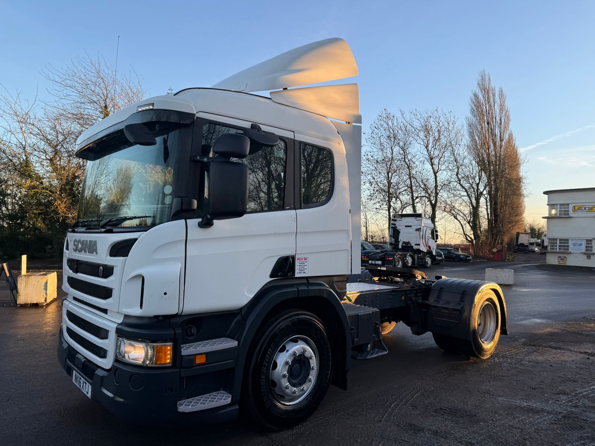 2c943f03 6047 4ae1 A922 B4c3295aaffe