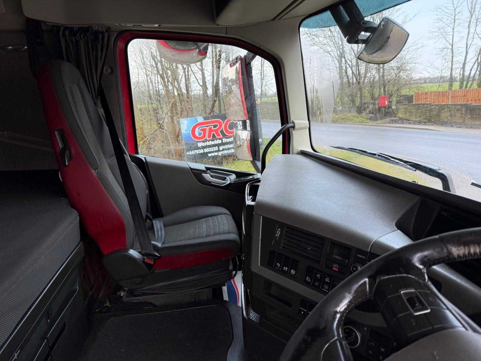 2e0c84ed 061a 45c5 848b 584a830685c0