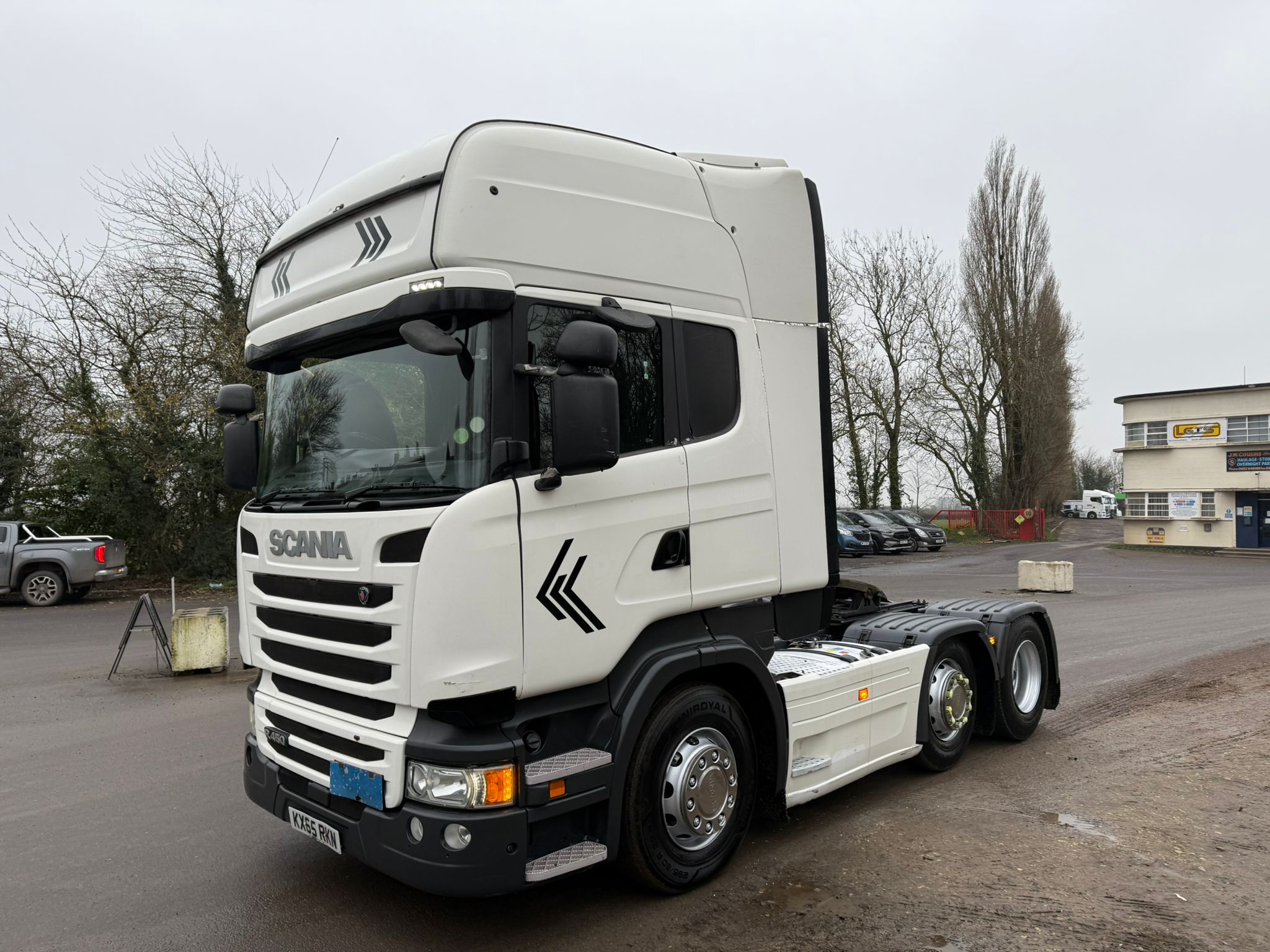 32724aa5 A327 4cba A530 4390c4992aab