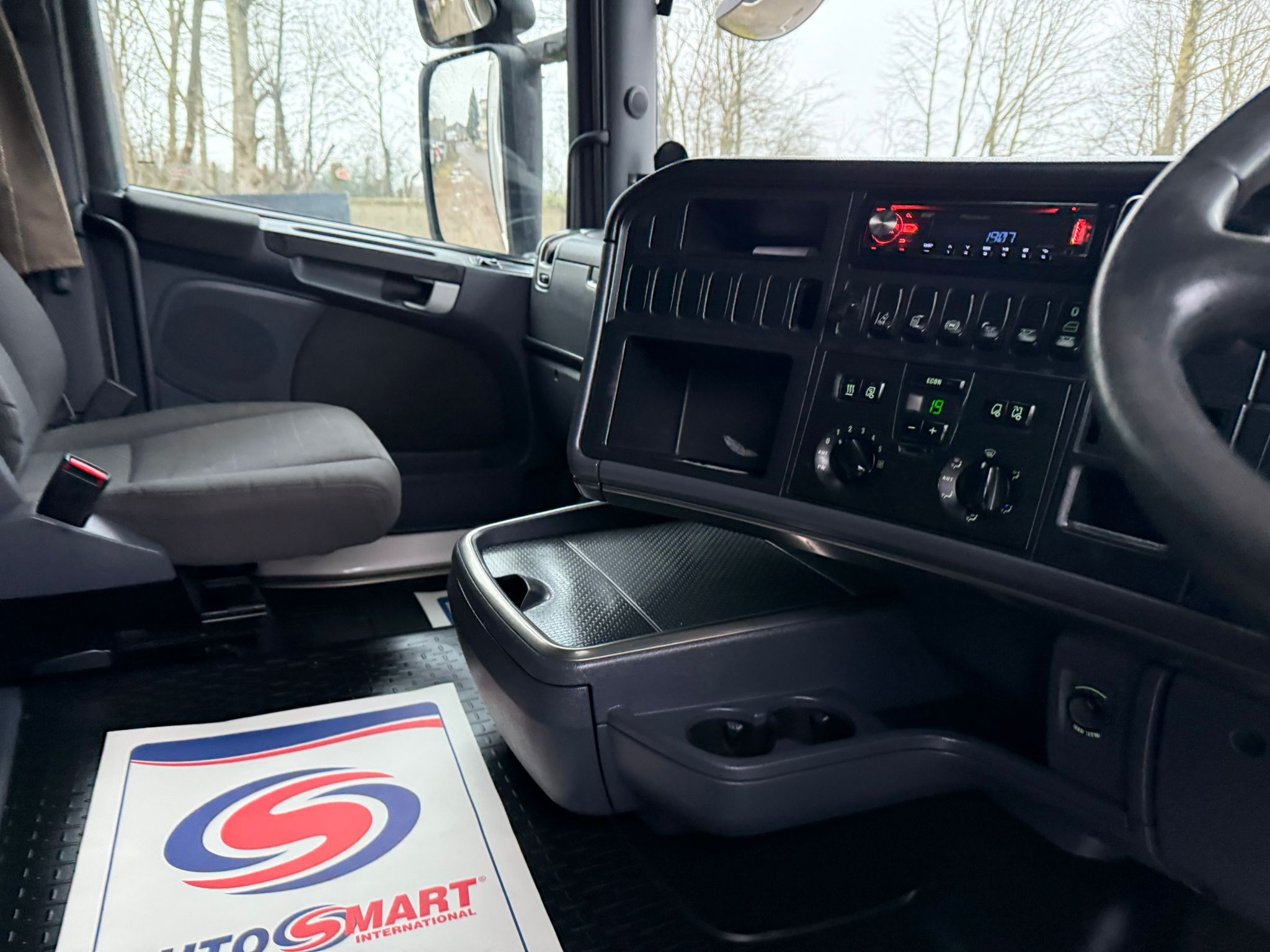 32e84e37 9dbc 4c25 Be15 35a513382225