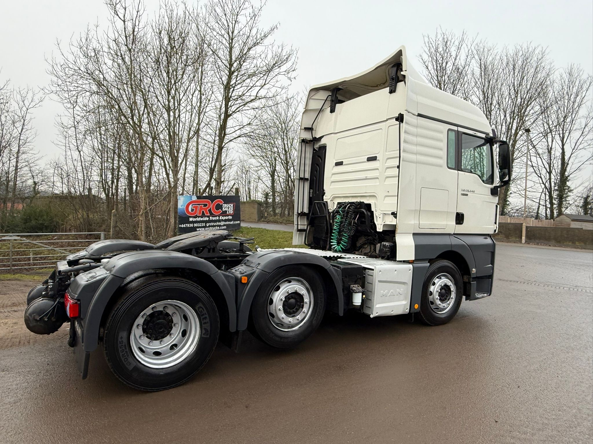 385f0e13 E044 4433 8ae6 2f76df56faf4