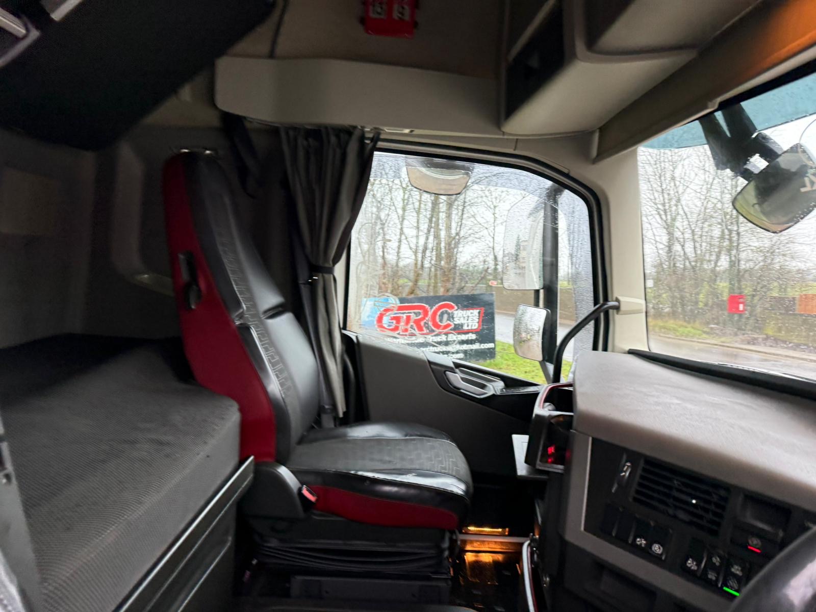 391de0d2 71d1 4339 983b 7aa6b6dcc1be