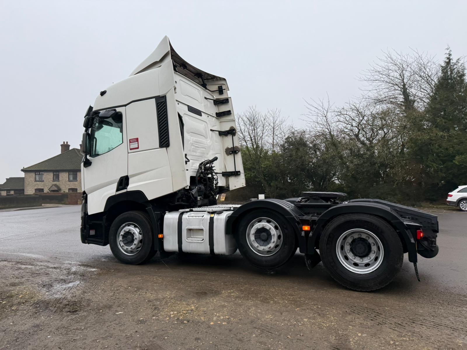 3a6bb06c A3eb 48b5 9865 1d1fcced082f