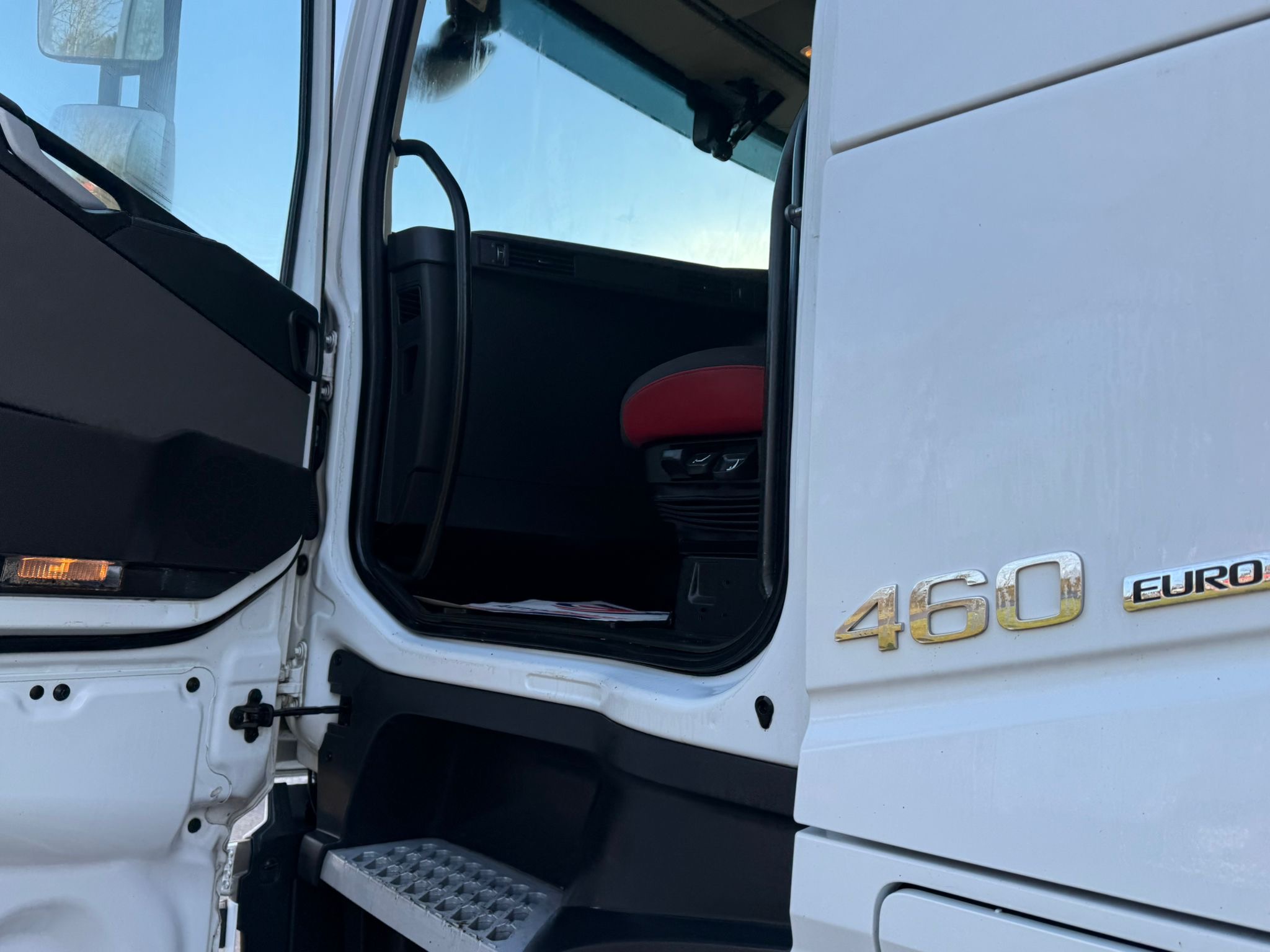 3abac134 A4be 4931 9710 0131326c833a