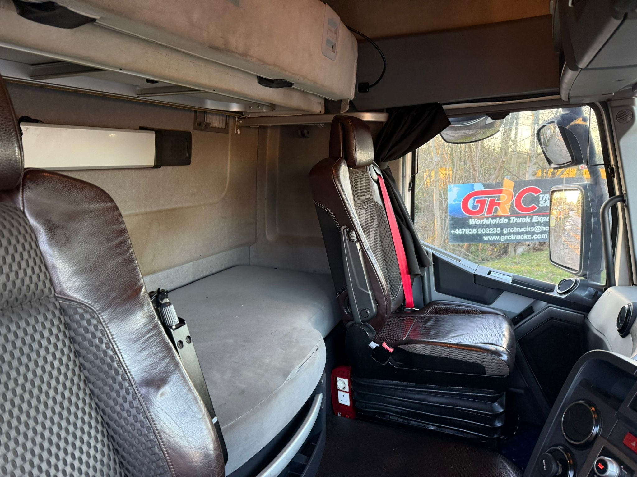 47f2901e E54c 4fbd Bec0 330caeeb3bb2