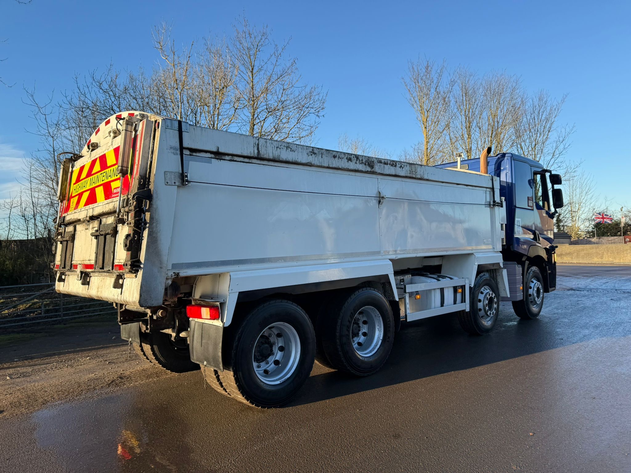 526badb8 C580 4e1d B4e6 8b494bbdc41c