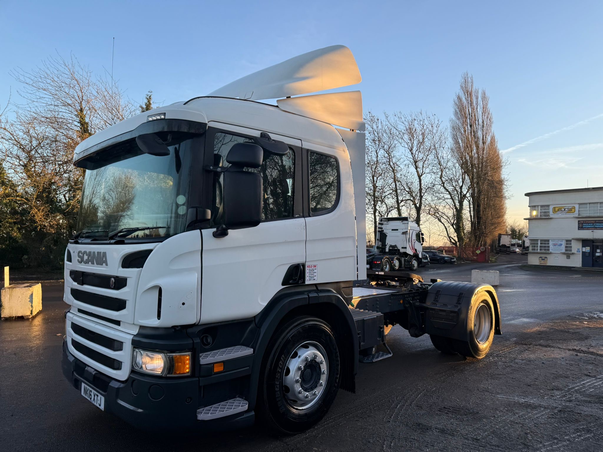 56b3fc93 37cd 4c47 847f 9814343ace59