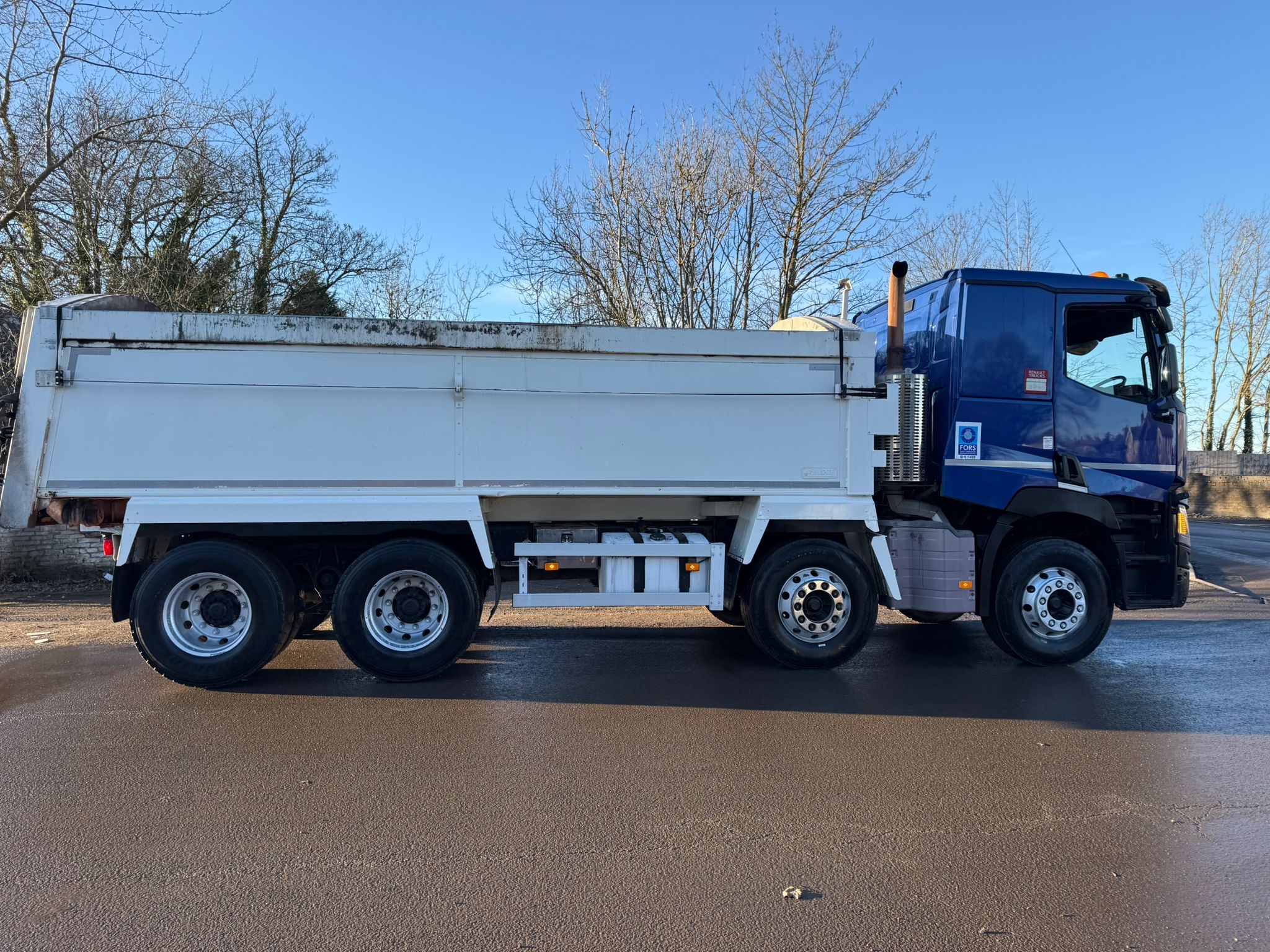 5b96e679 E384 4b7d 8532 A0085ab59141