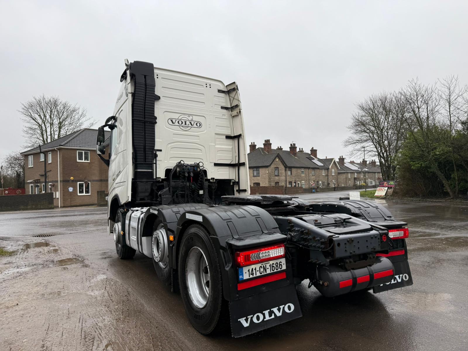 6138e5bb D841 45b3 A810 0b2f3891b4ed