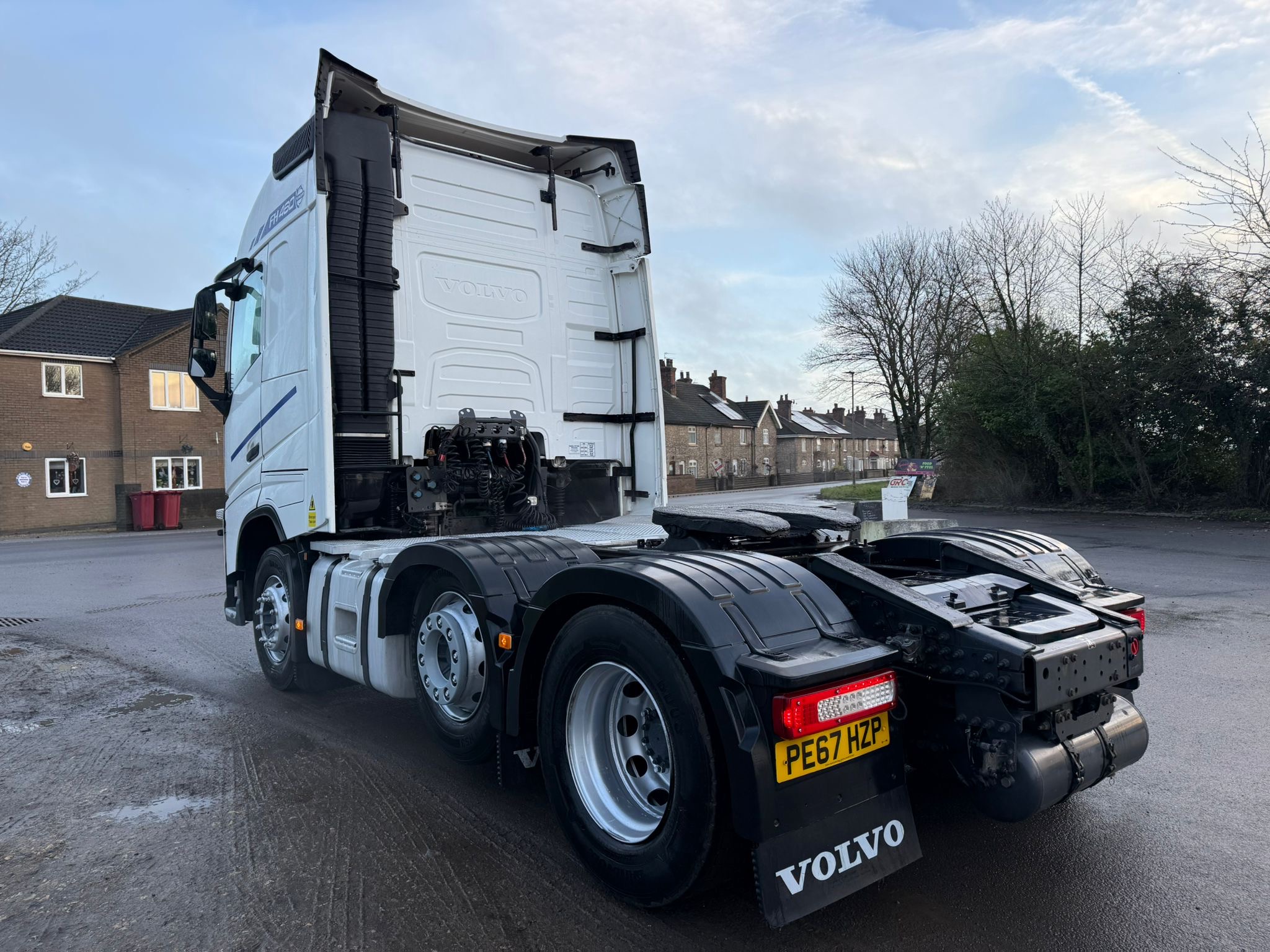 62471e87 79c9 46e5 8a35 E9054fb21272