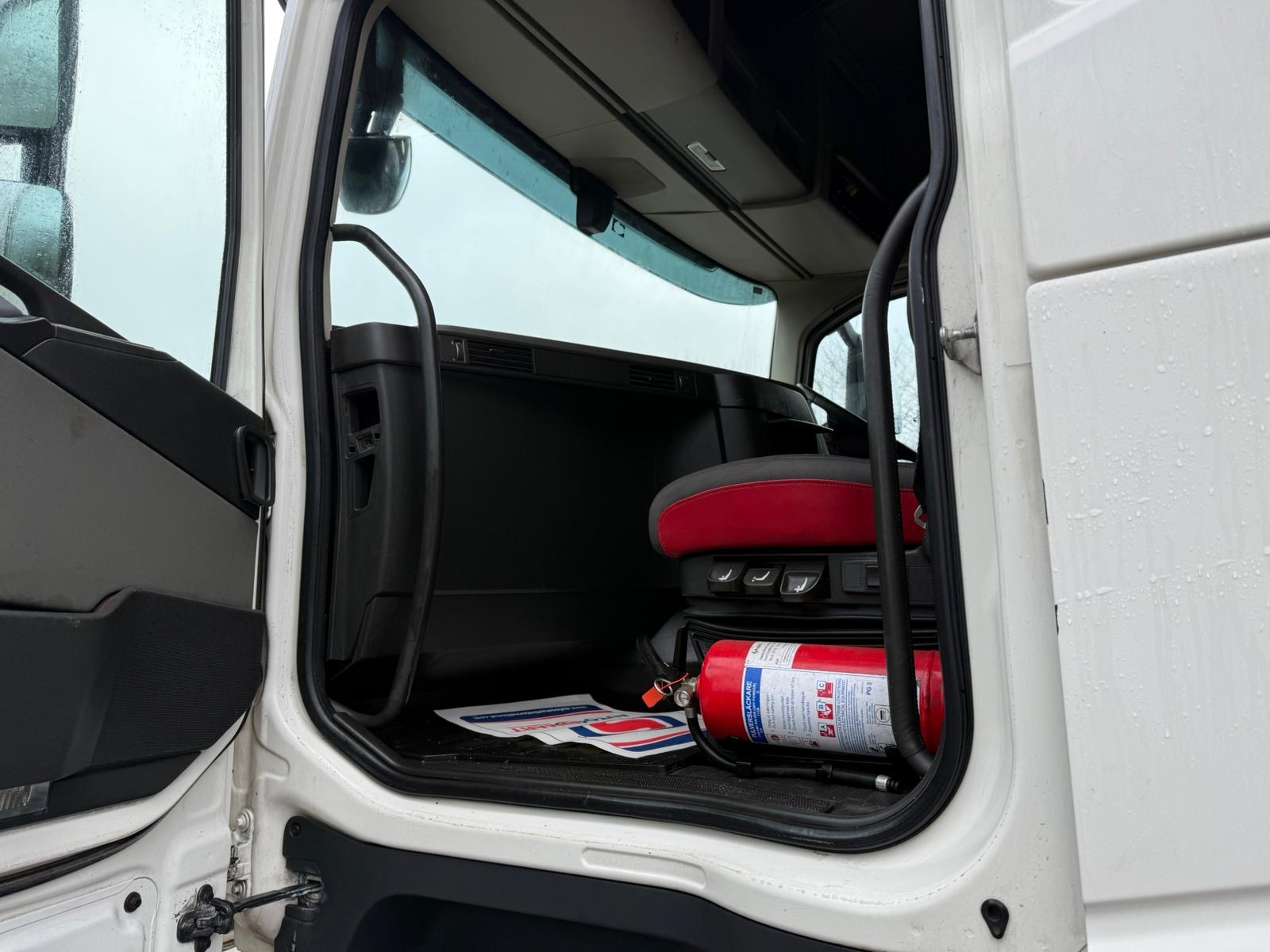 6b5319f4 72d1 4ce8 Acbc 7648d75d4196