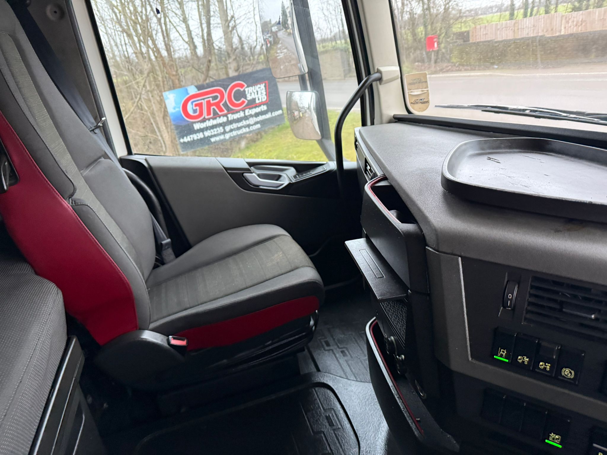 6bc39efd Dbaa 4ff2 92c2 Cc6b09ebc8df