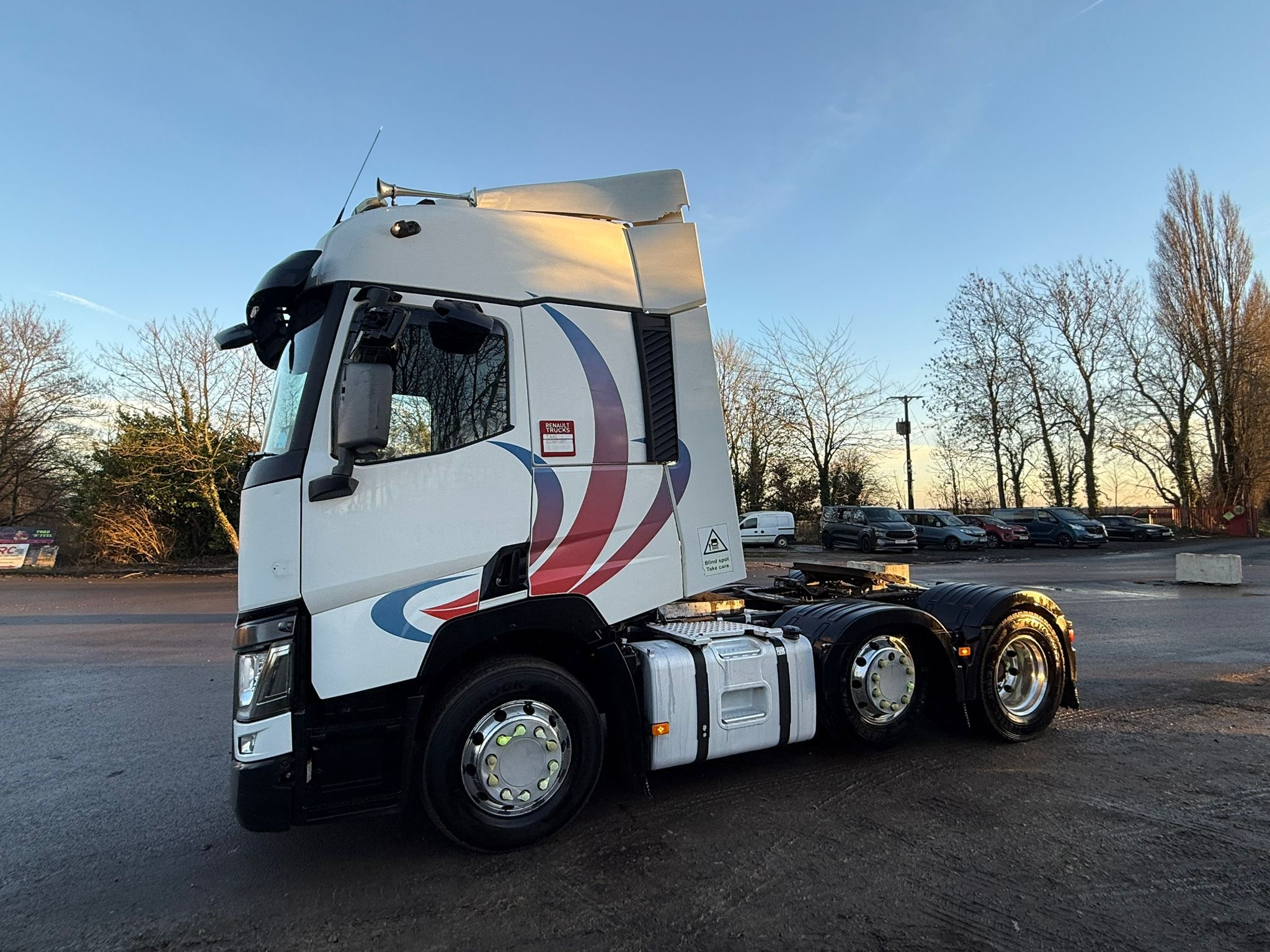 7e100001 5063 4a9a 8215 0d781921e7cf