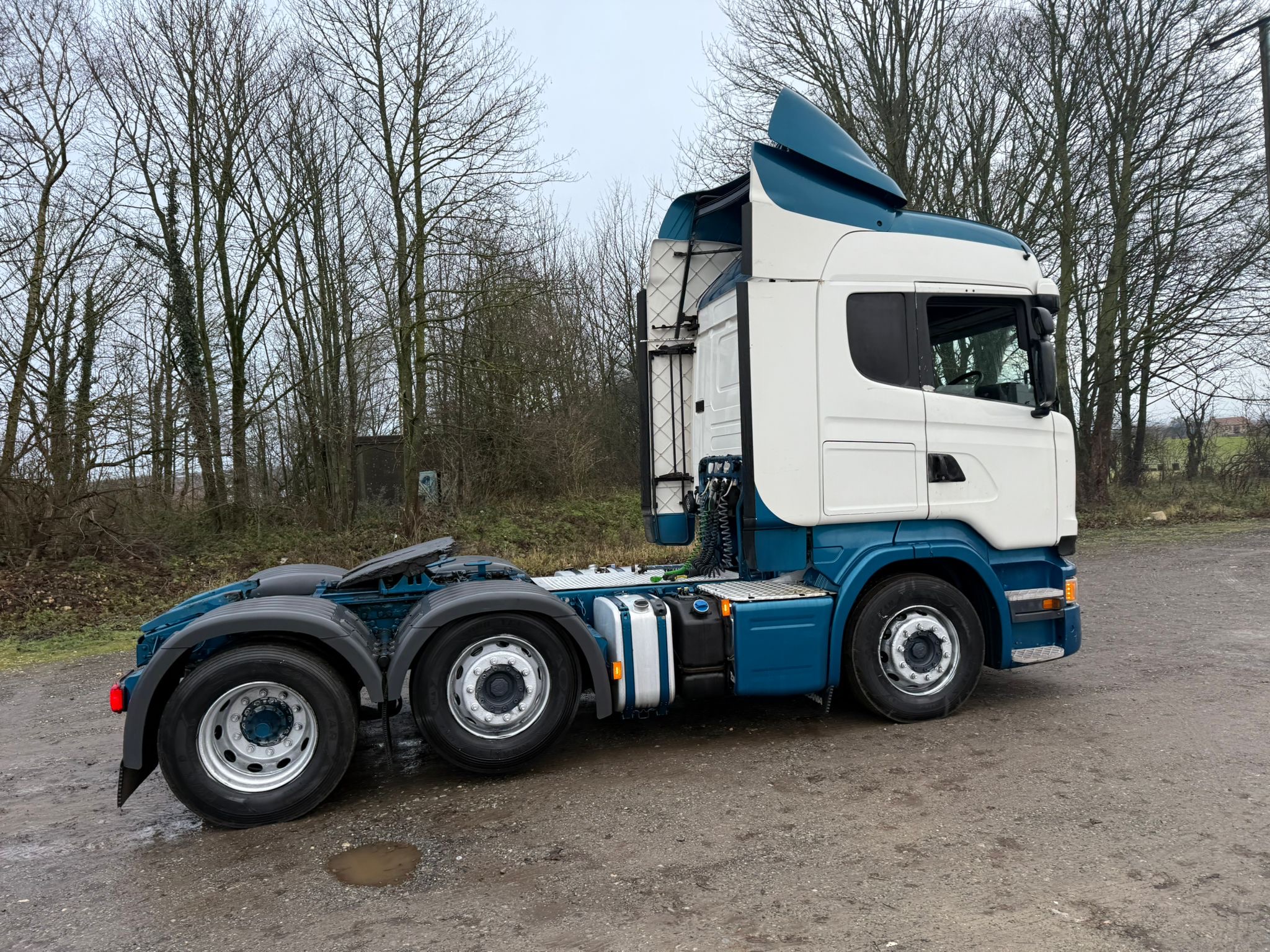 7f9609fa 13d4 4f83 B106 70e024a9dec8