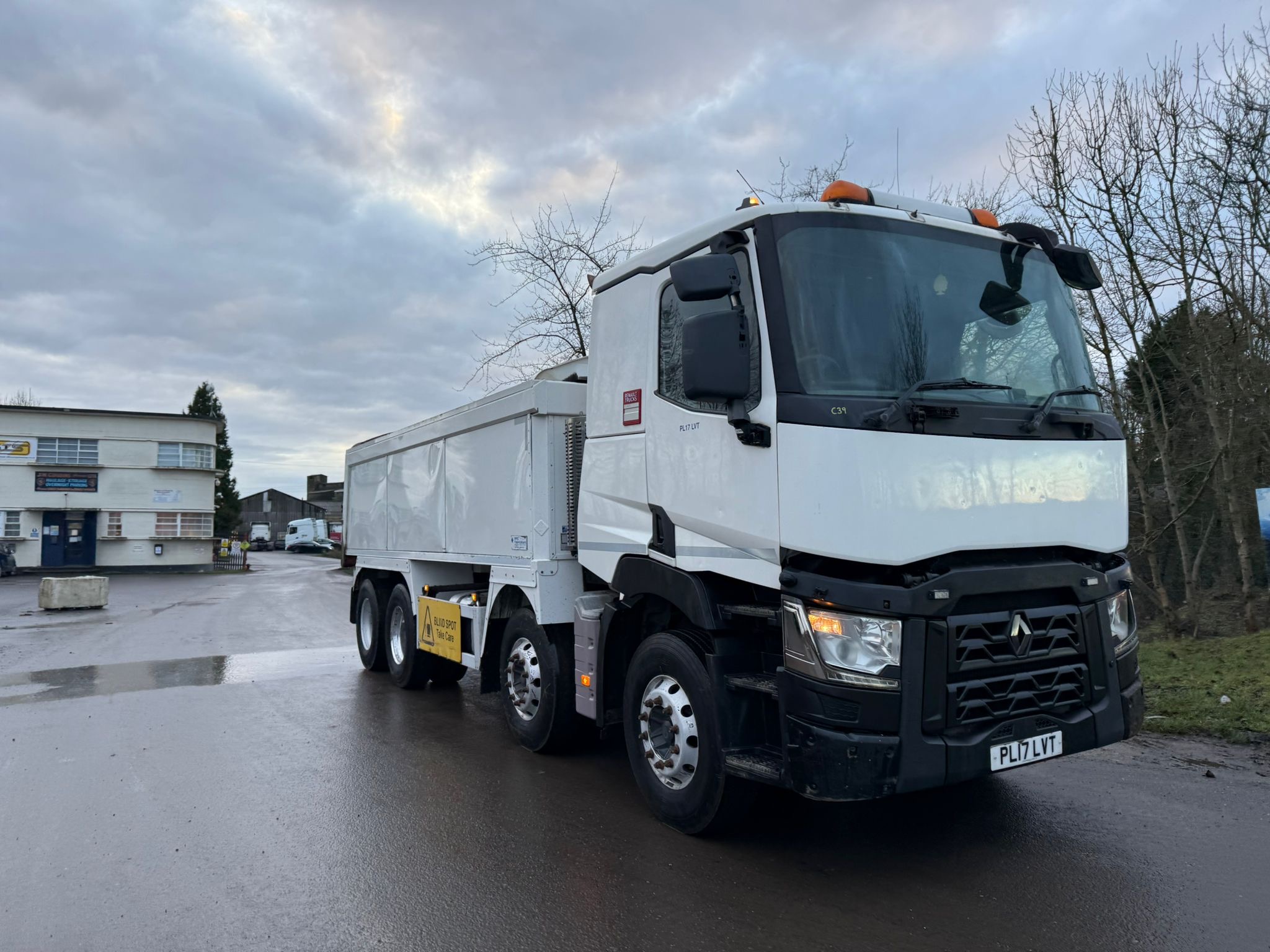 83d0c8f4 50bd 4199 8ae7 84a0518e184c