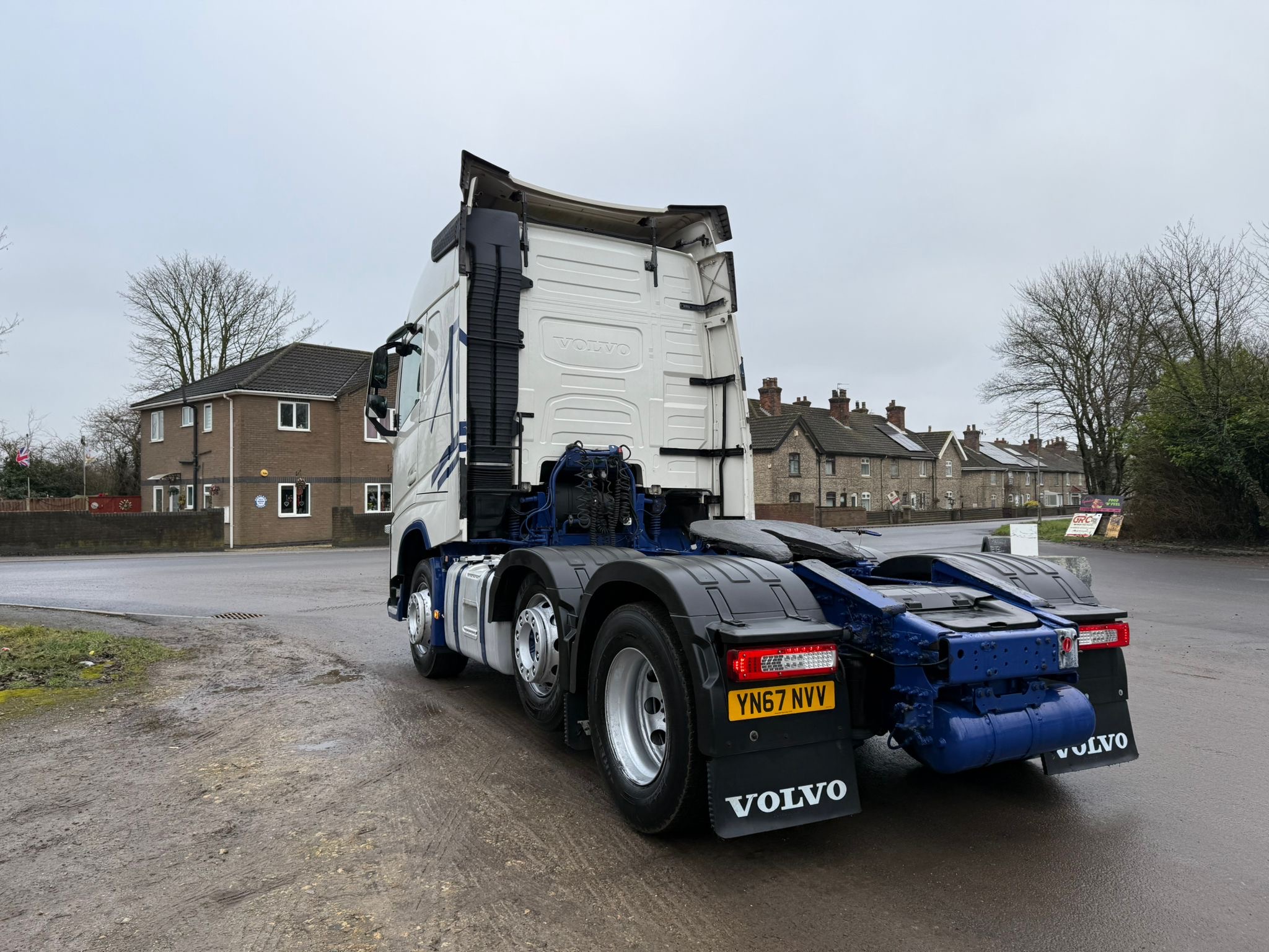 8cd66208 0036 49a3 8749 C1bdf13dfabd