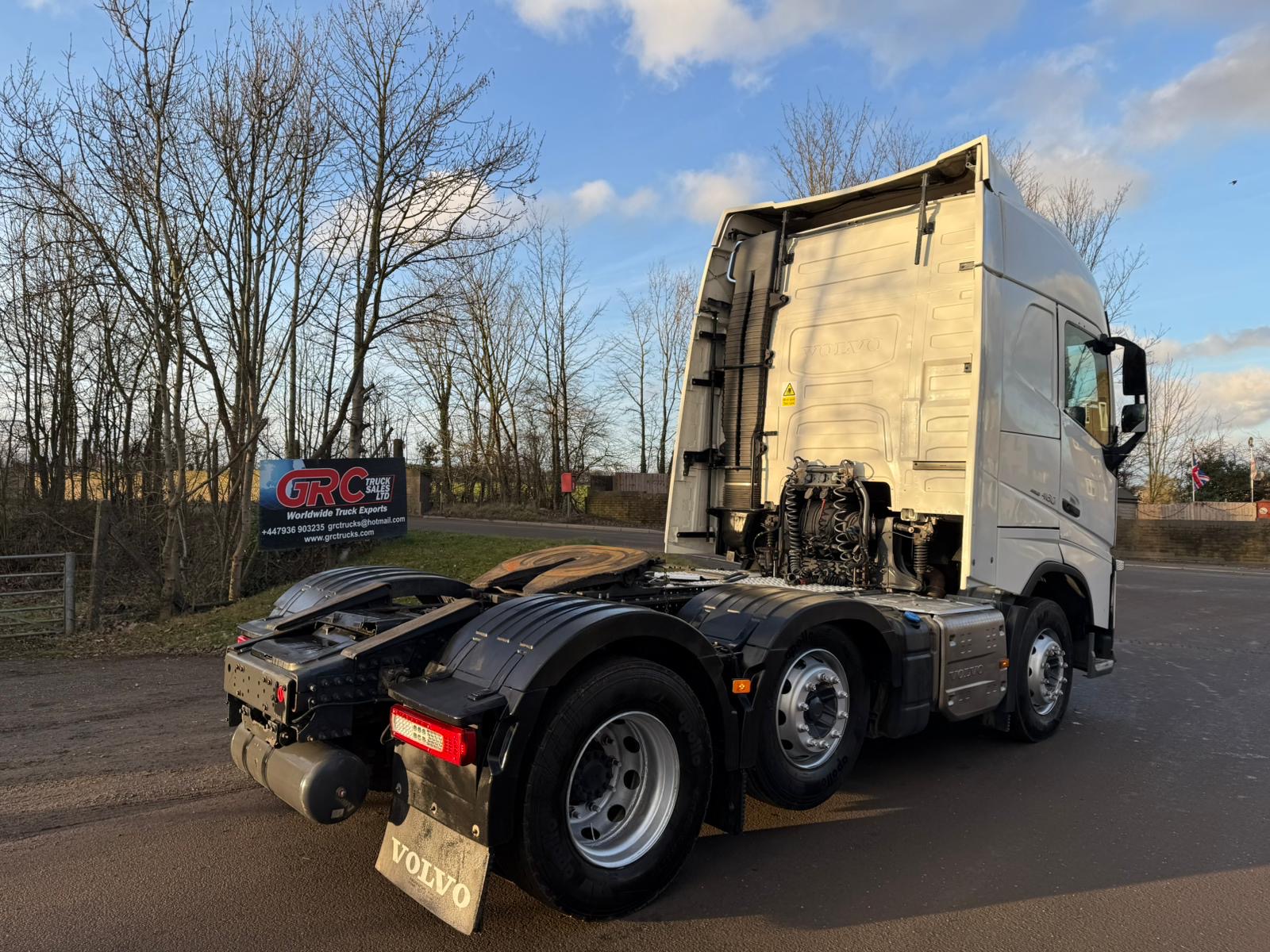 924025a8 00bd 442e A11a F610abc330d4