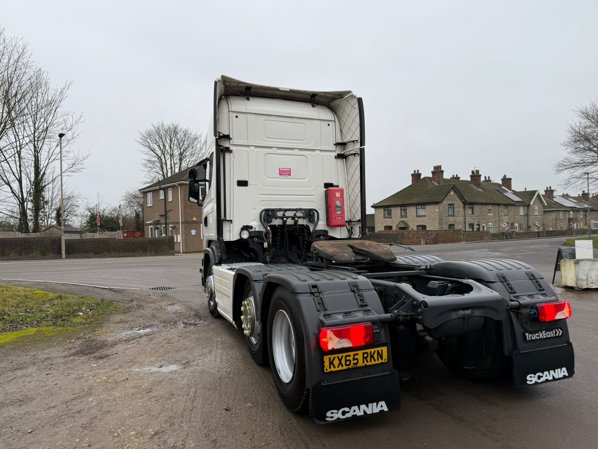 B4529ce0 D22f 4172 A438 Bd9b3cb8b9e7